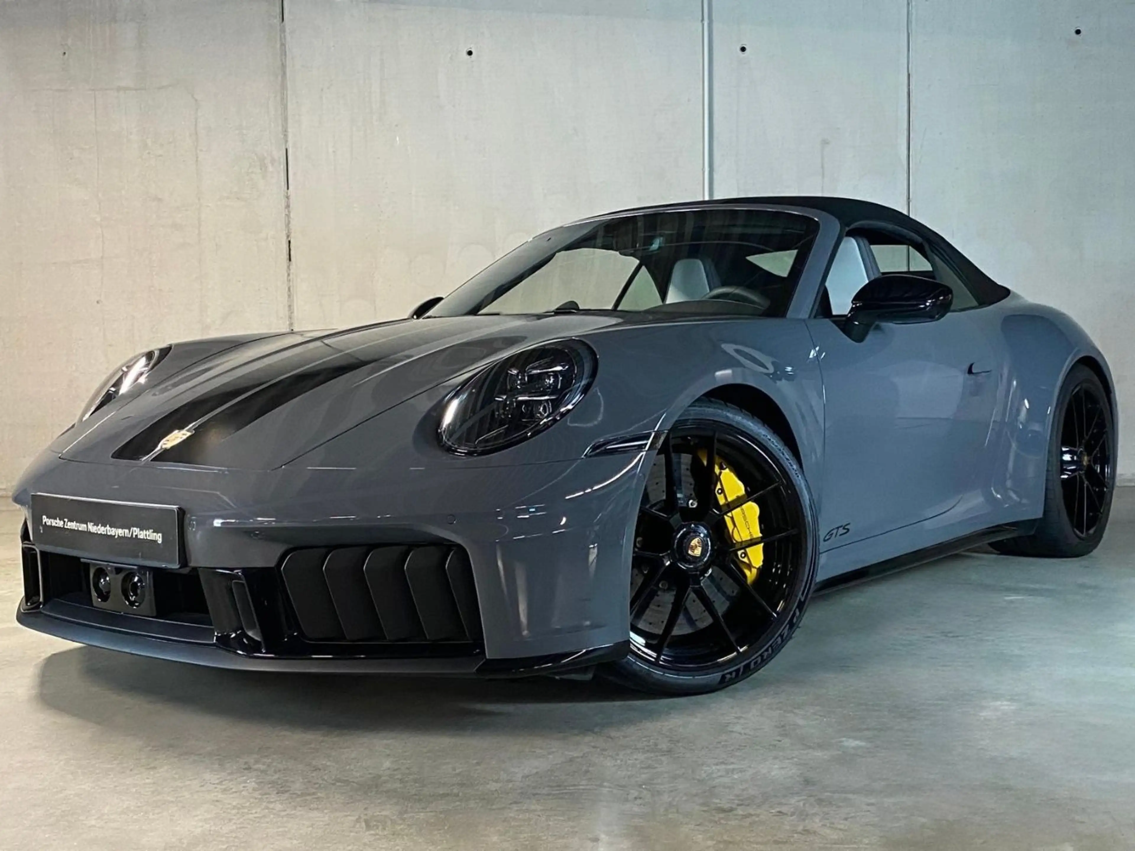Porsche 992 (911) Carrera 4 GTS Cabrio |PCCB |Burmester — photo 3