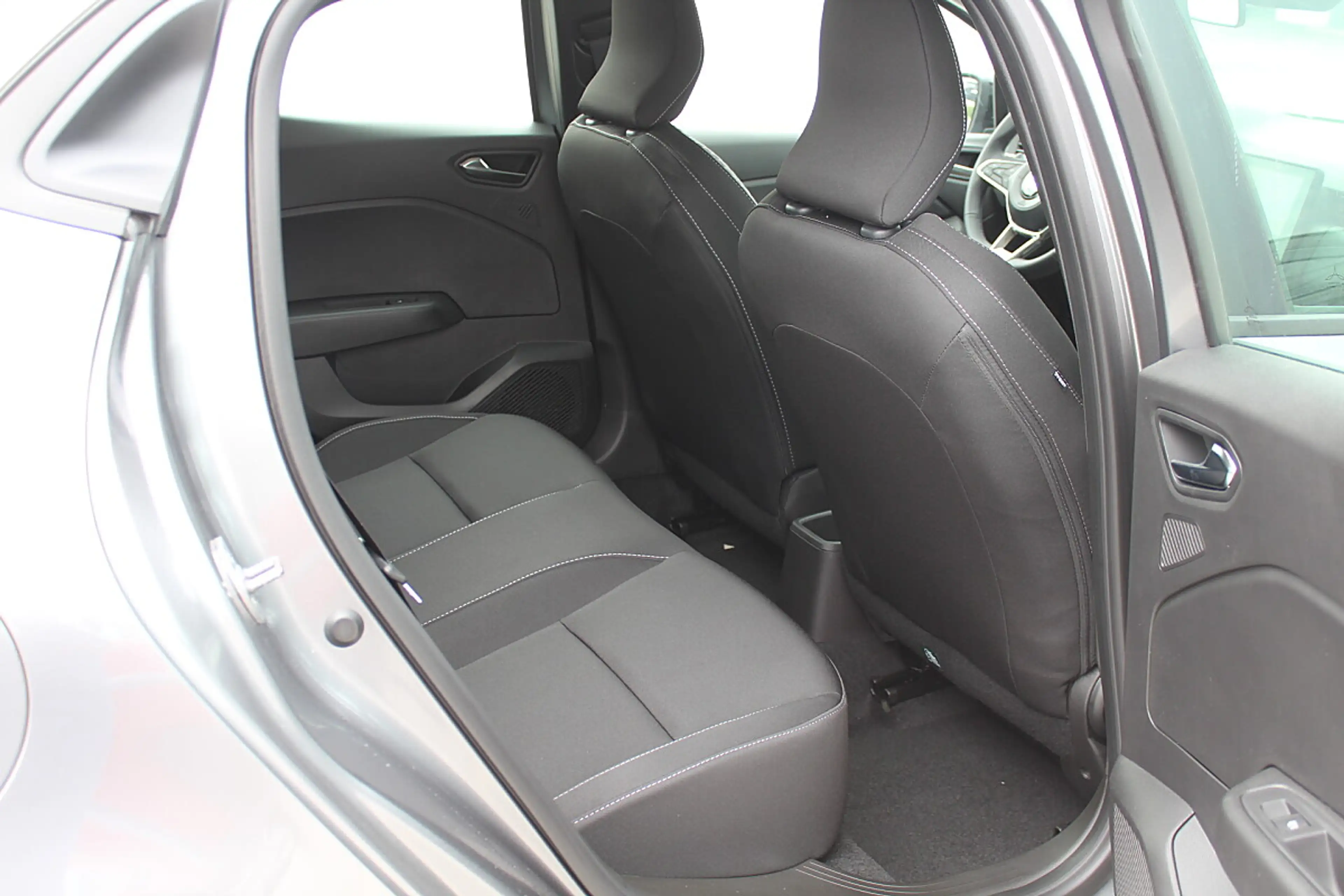 Mitsubishi Colt 1,0 MPI-T Invite — photo 12