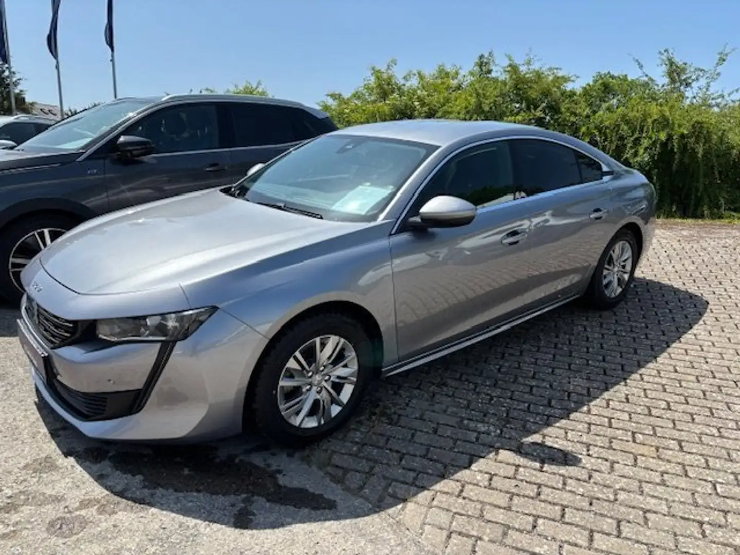 Peugeot 508 Active HDi Automatik, wenig Kilometer!! Grau - 2