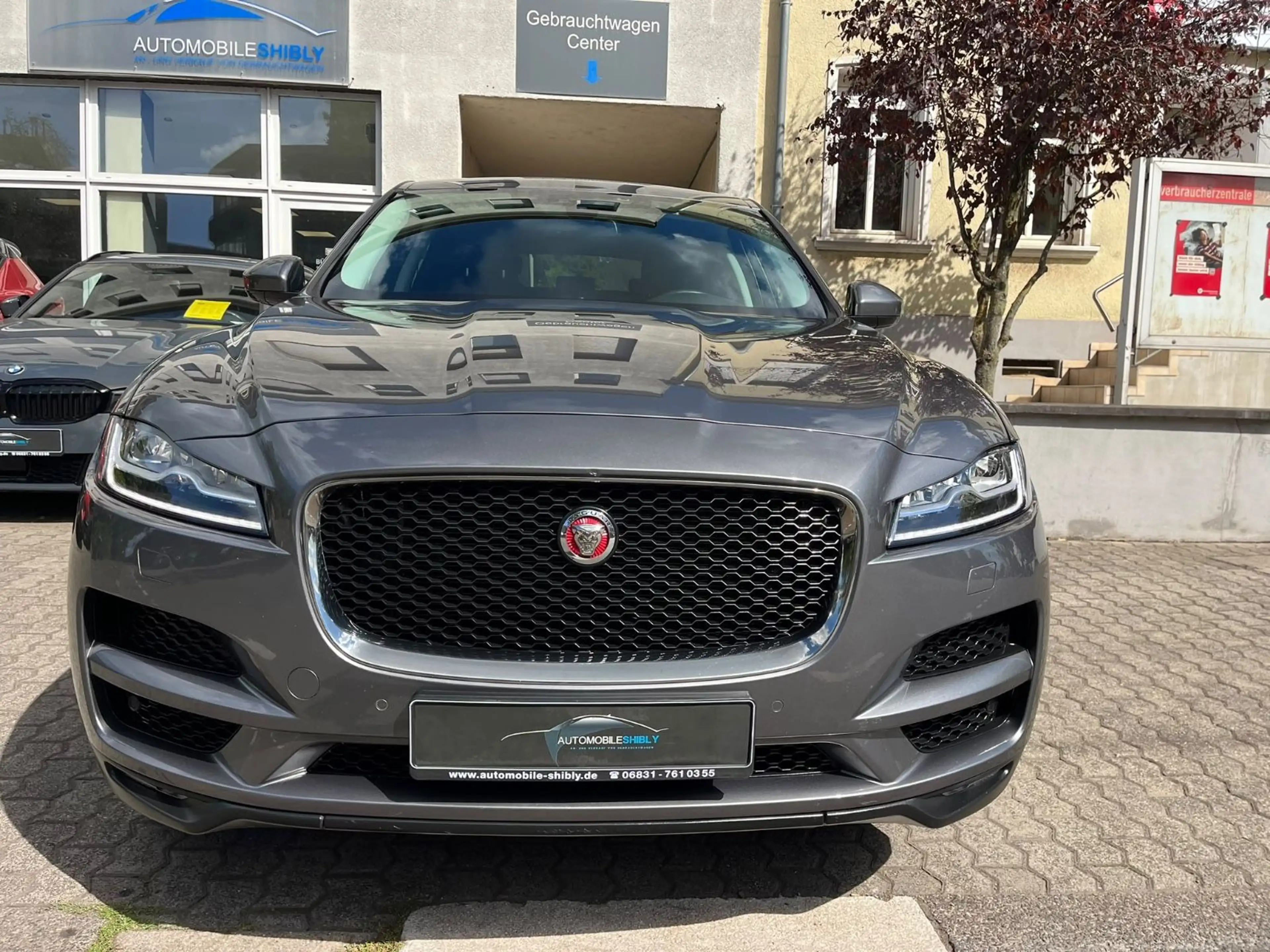 Jaguar F-Pace 3,0 Portfolio AWD LED, Leder — photo 2