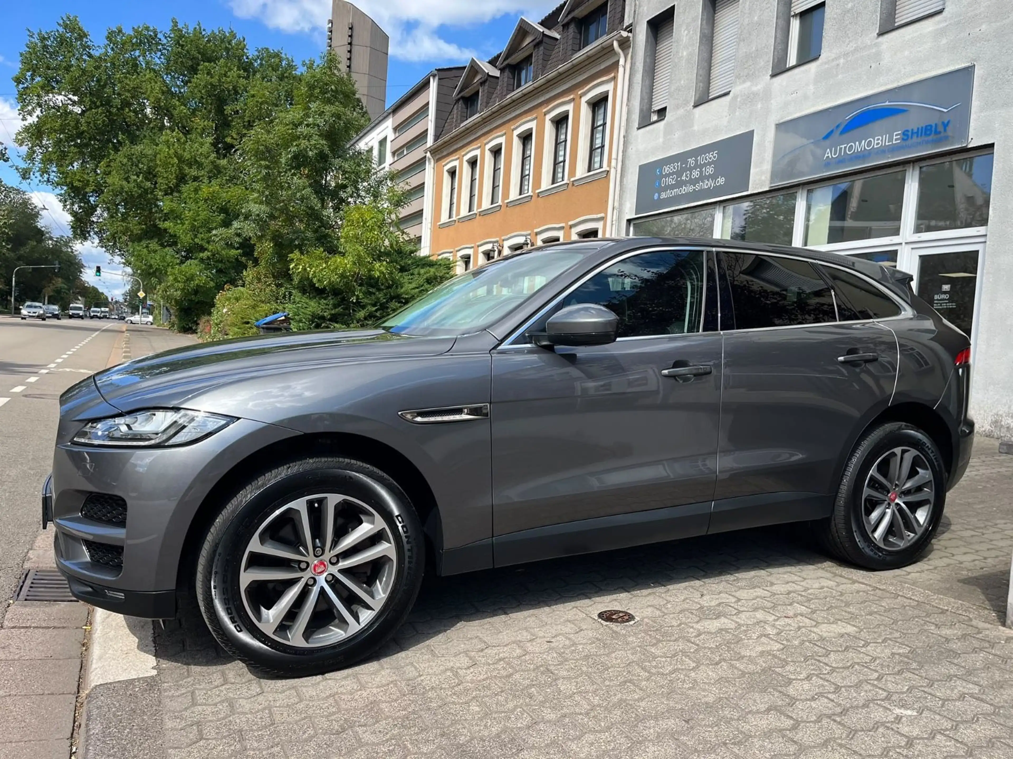 Jaguar F-Pace 3,0 Portfolio AWD LED, Leder — photo 4