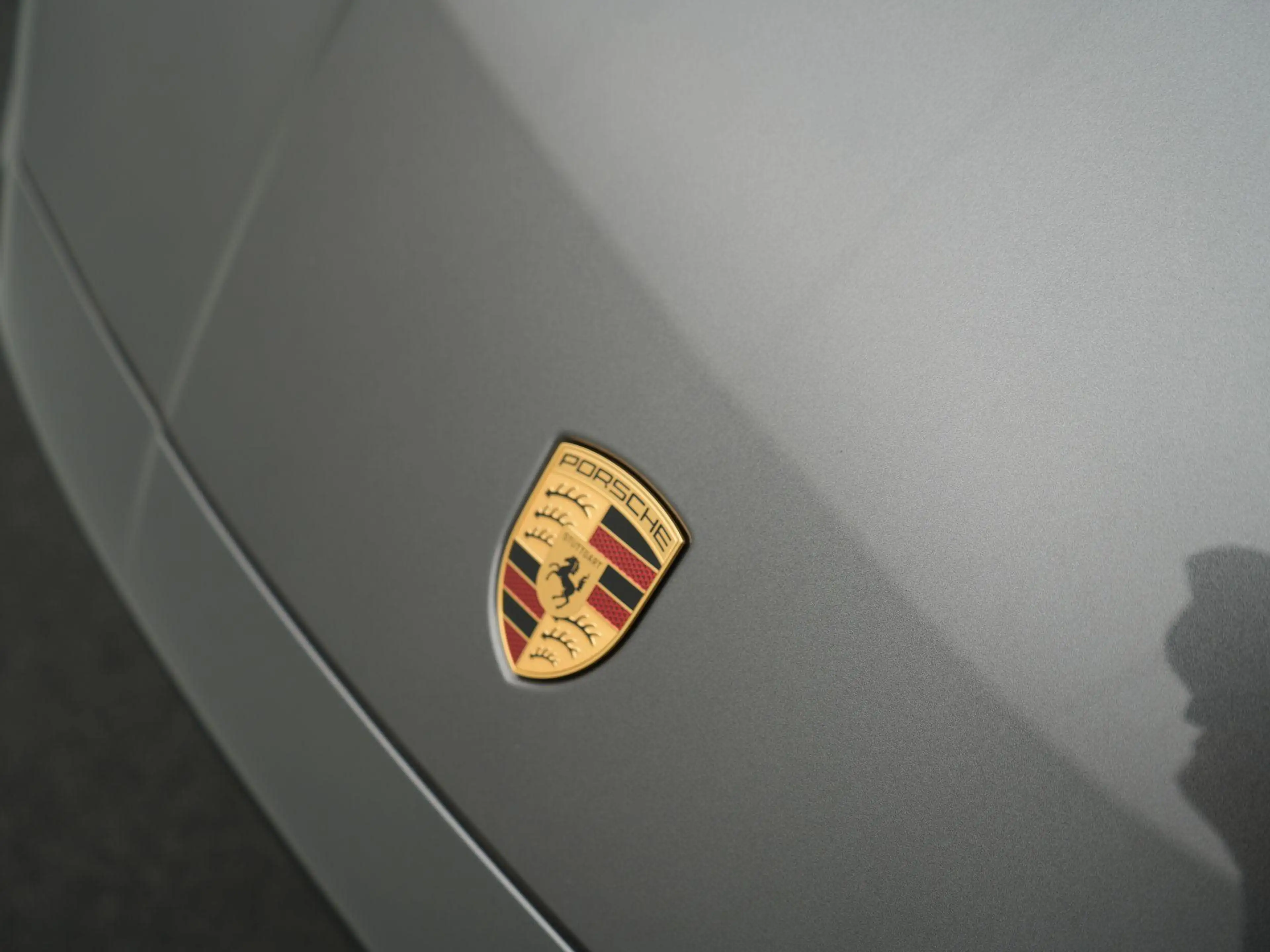 Porsche Cayenne Coupé E-Hybrid Black Edition — photo 15