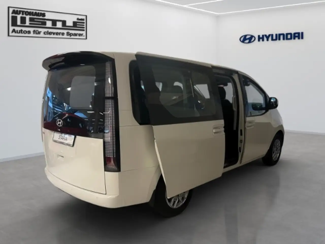 Hyundai Staria 2026