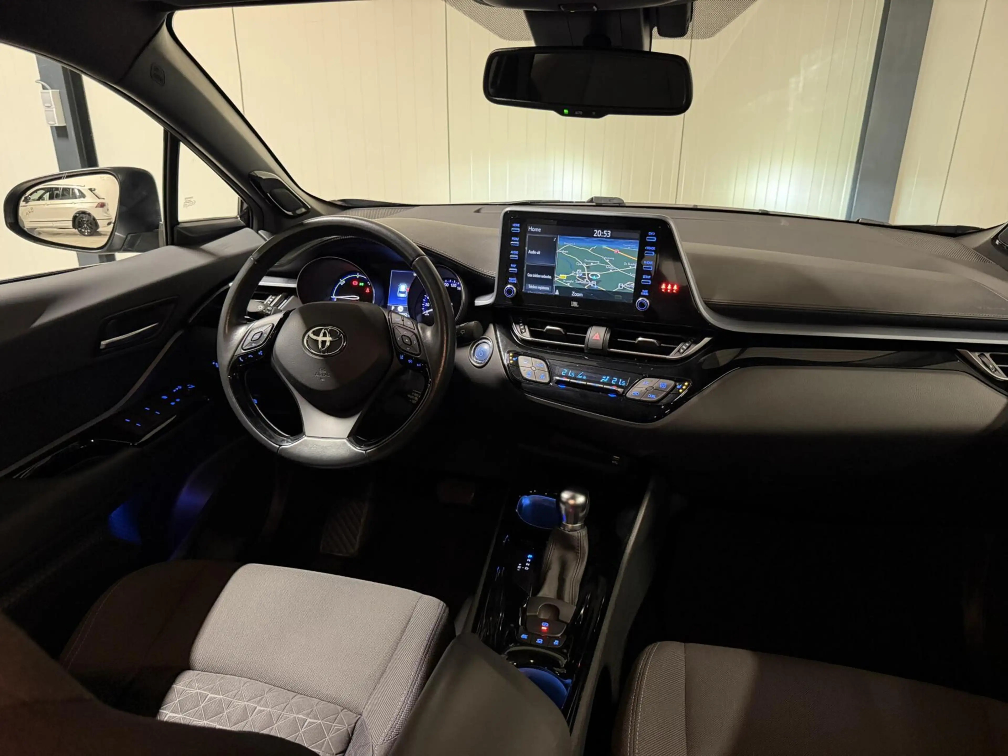 Toyota C-HR 2.0 Hybrid 184PK Style Navi Dodehoek Camera JBL — photo 11