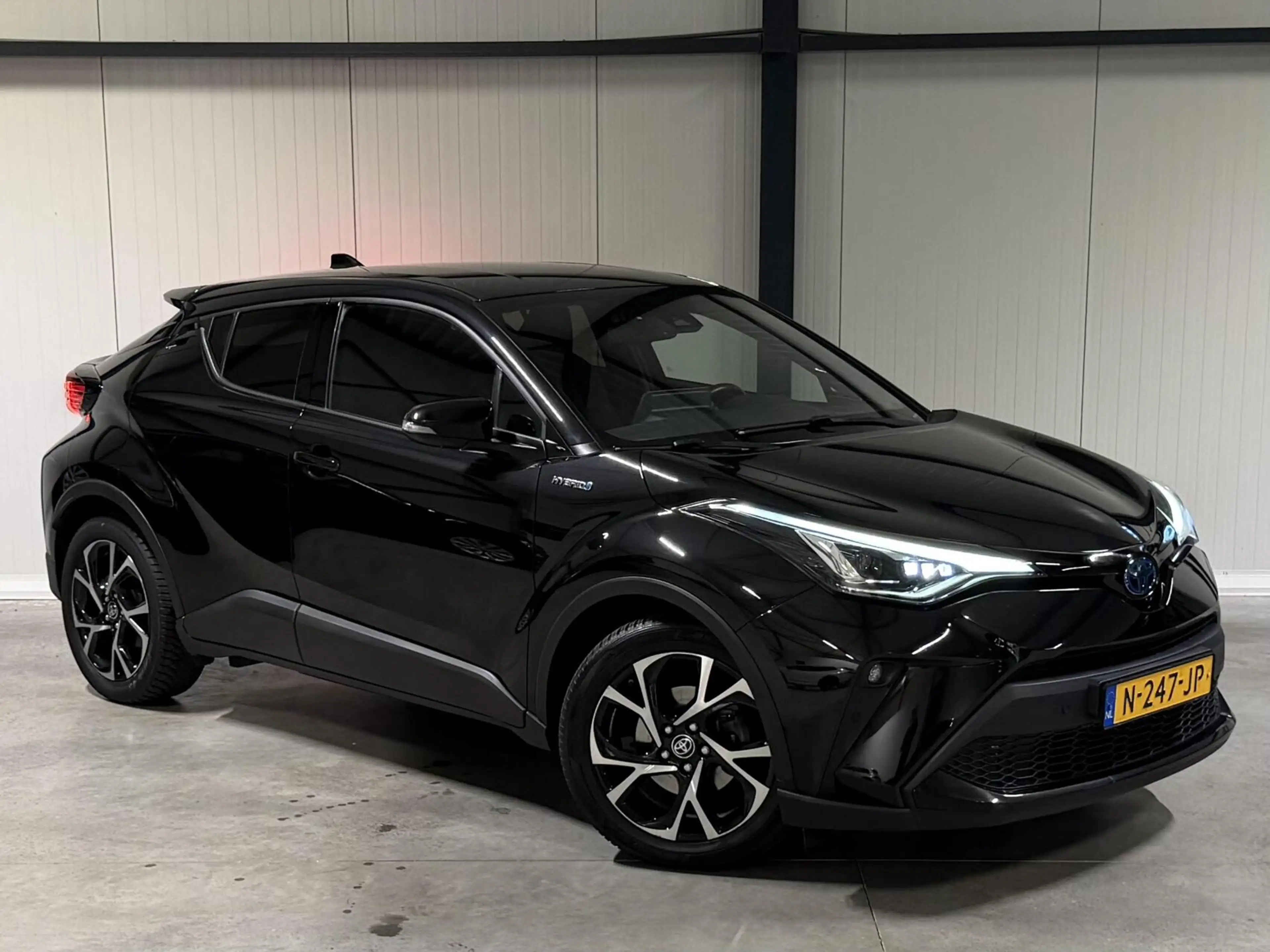 Toyota C-HR 2.0 Hybrid 184PK Style Navi Dodehoek Camera JBL — photo 6