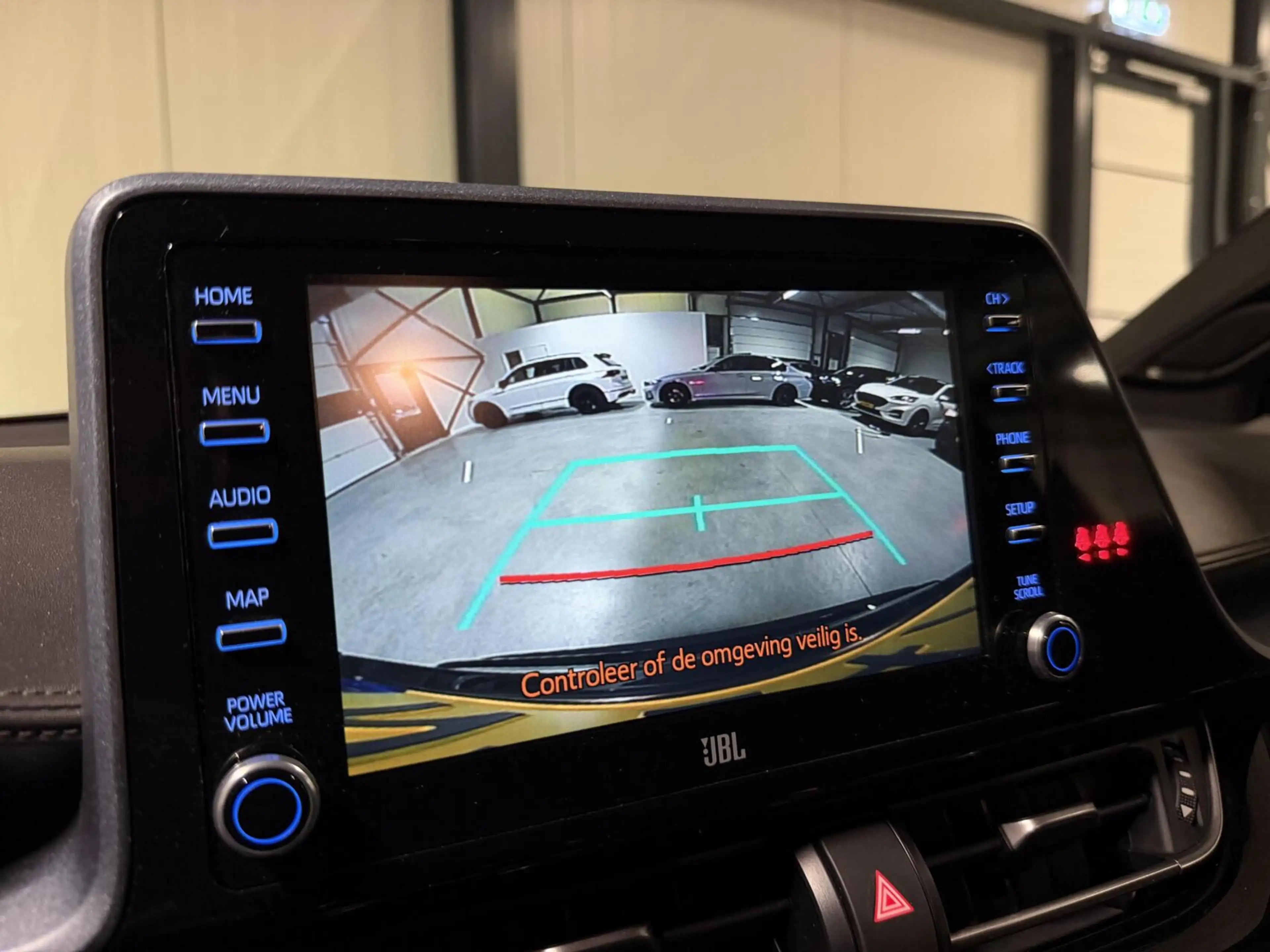 Toyota C-HR 2.0 Hybrid 184PK Style Navi Dodehoek Camera JBL — photo 20