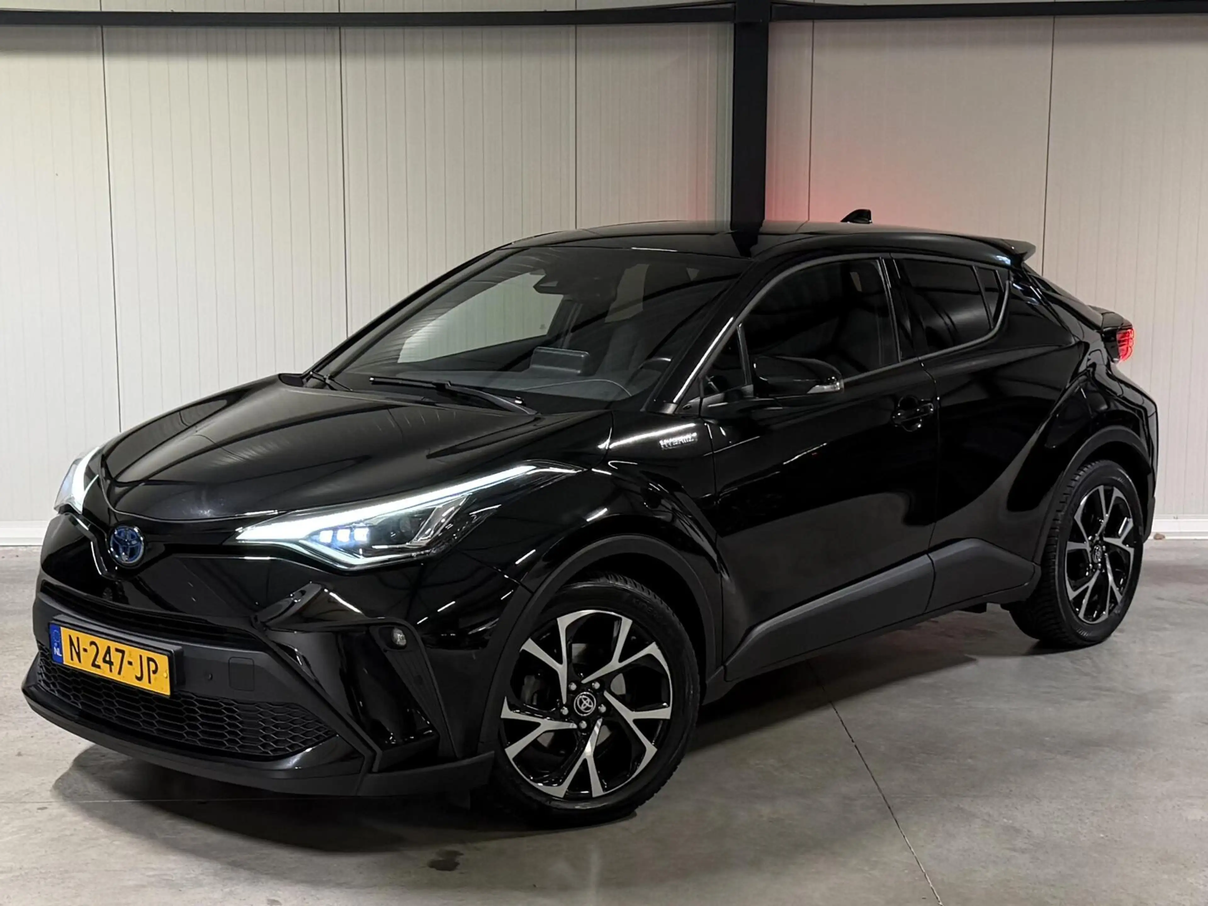 Toyota C-HR 2.0 Hybrid 184PK Style Navi Dodehoek Camera JBL — photo 5