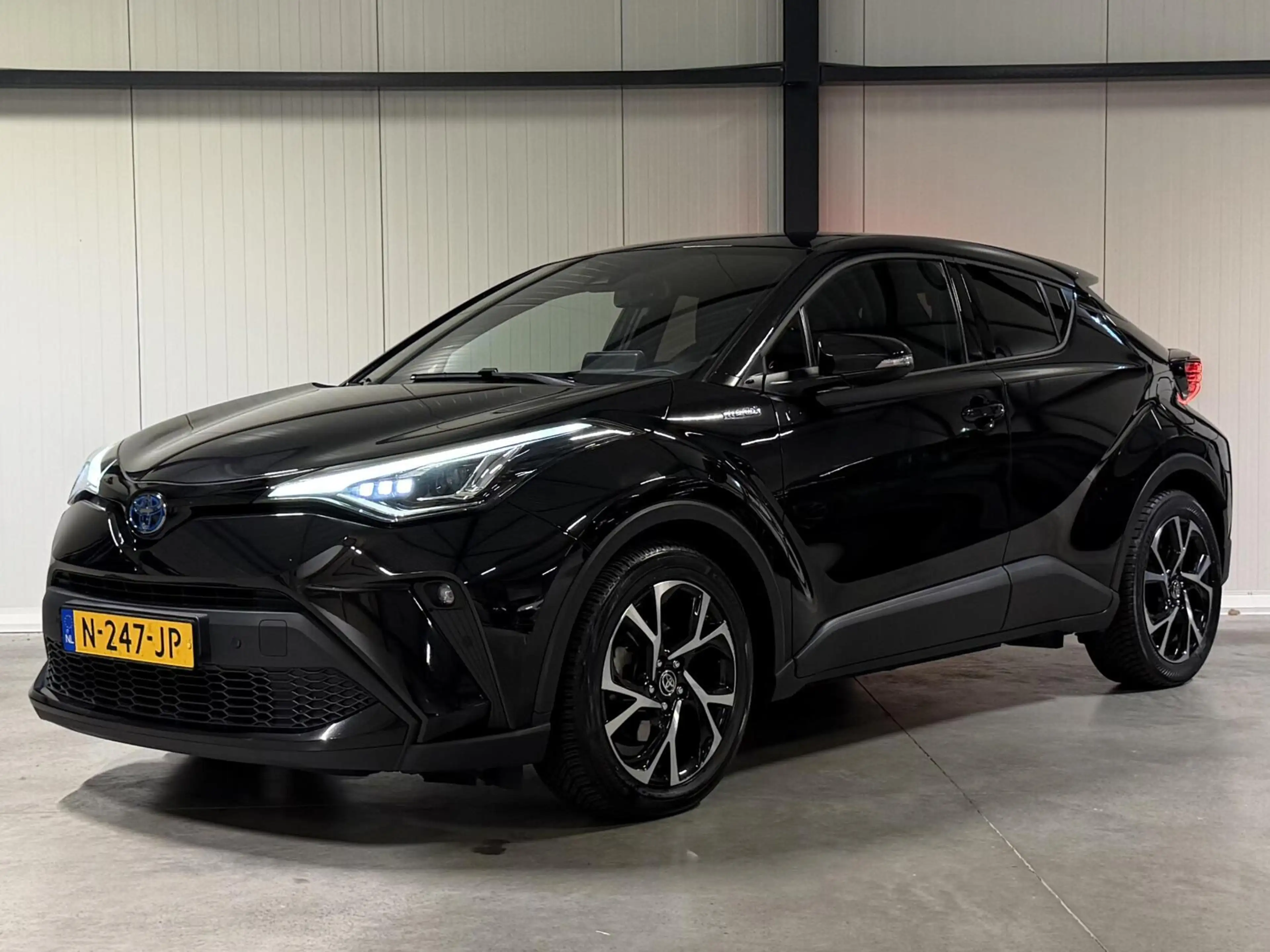 Toyota C-HR 2.0 Hybrid 184PK Style Navi Dodehoek Camera JBL — photo 22