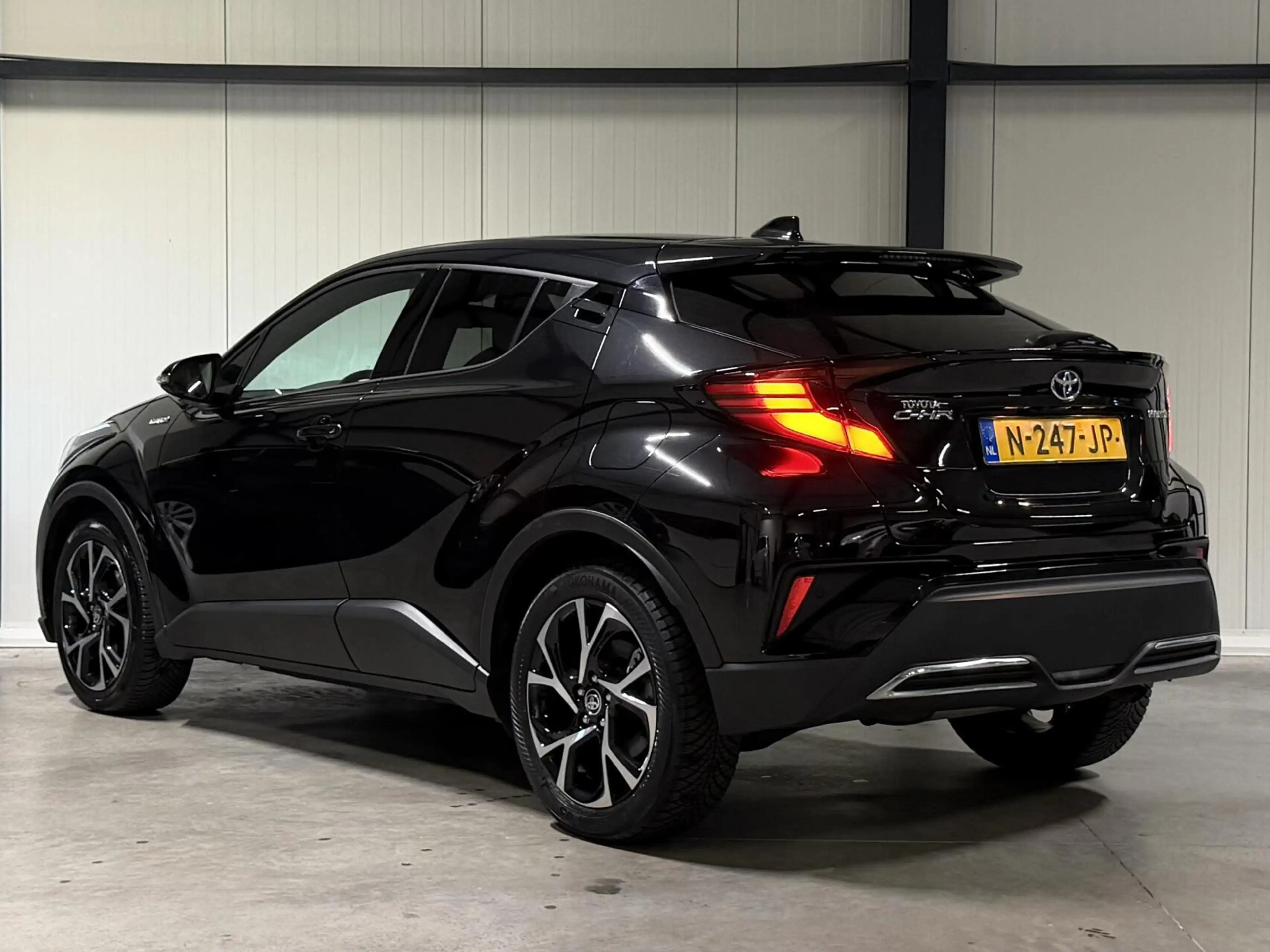 Toyota C-HR 2.0 Hybrid 184PK Style Navi Dodehoek Camera JBL — photo 26