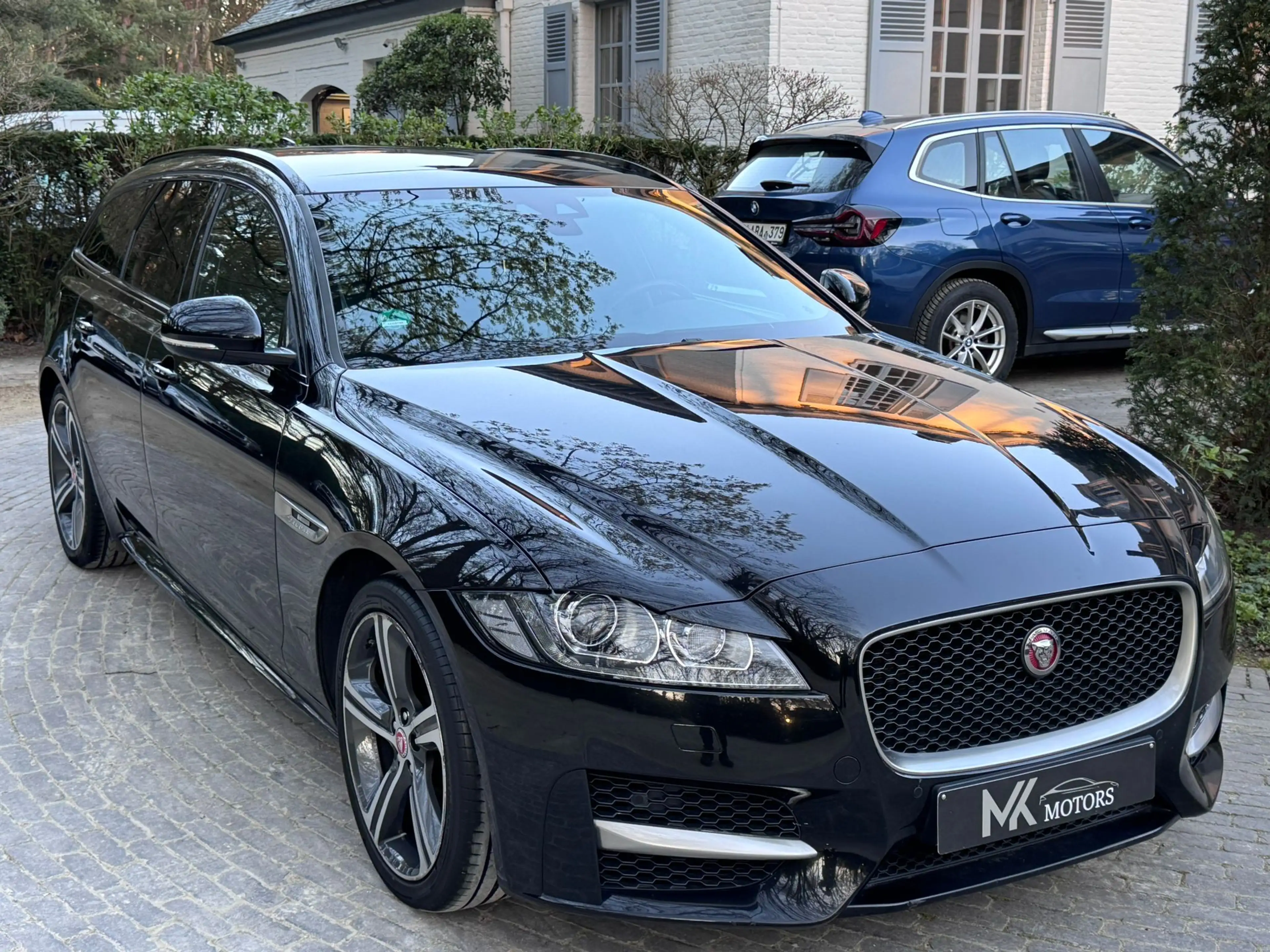 Jaguar XF 25t R-sport Sportbrake 2.0 — photo 11
