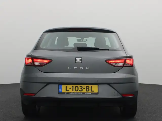 Seat Leon view 4