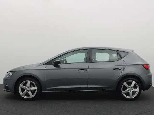 Seat Leon view 2