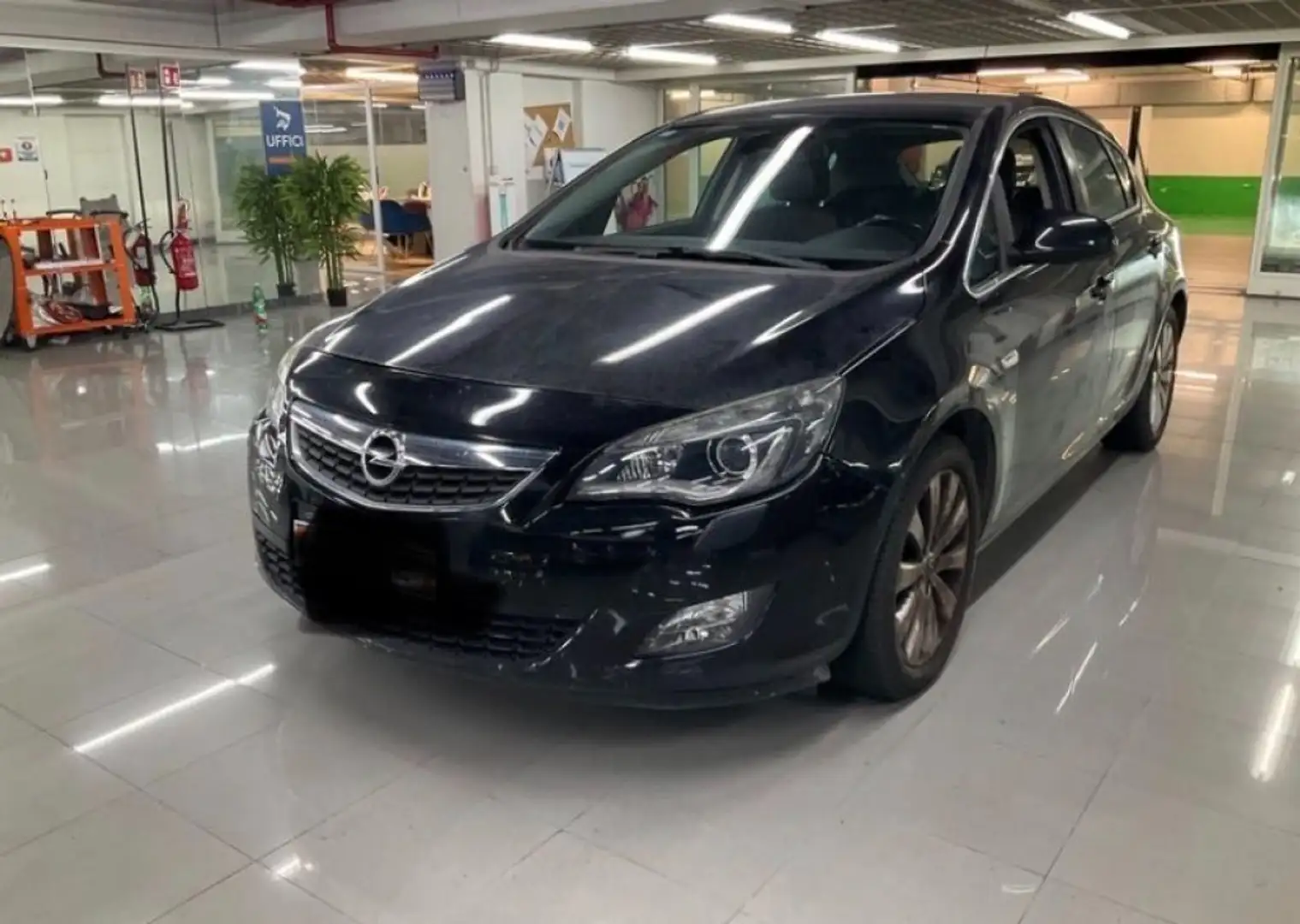 Opel Astra 1.8 16V VVT 5 porte Cosmo Nero - 1