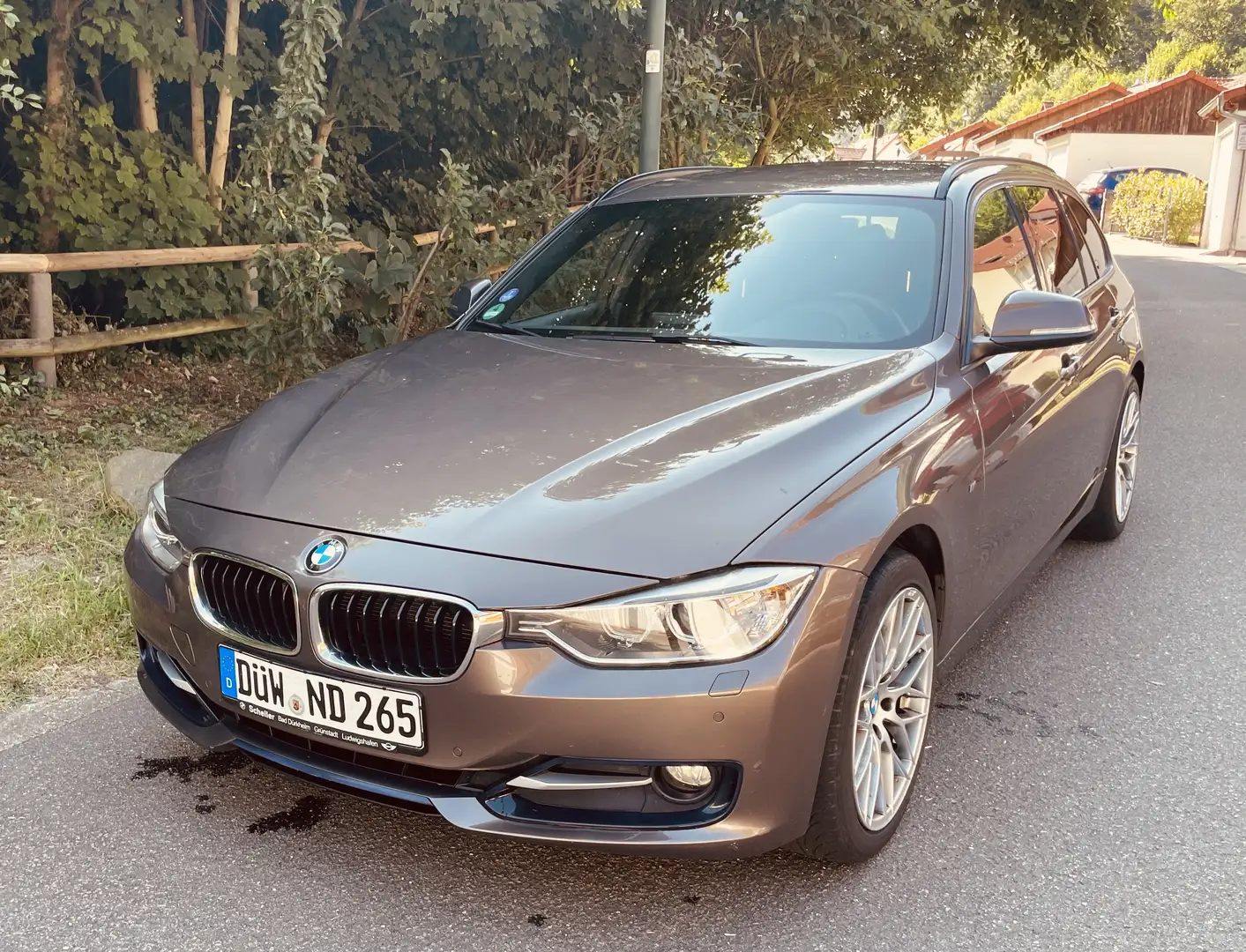 BMW 316 316i Touring Aut. Sport Line, 8- fach bereift - 1