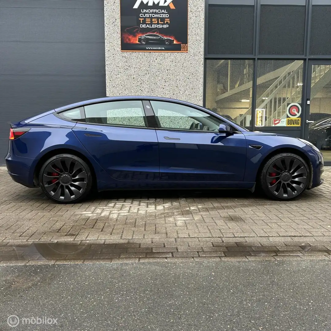 Tesla Model 3 Performance + MMX Pack Bleu - 2
