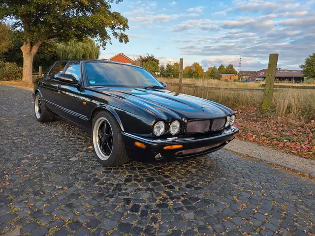 Jaguar XJ8 4.0 XJR 1. Hand
