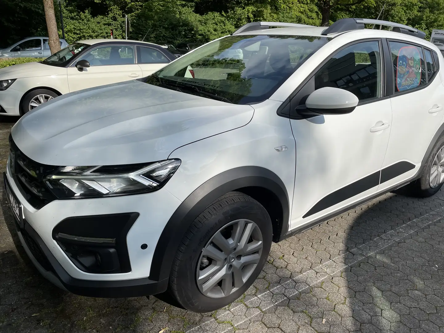 Dacia Sandero Stepway TCe 90 CVT with Navi and climate control Blanco - 1
