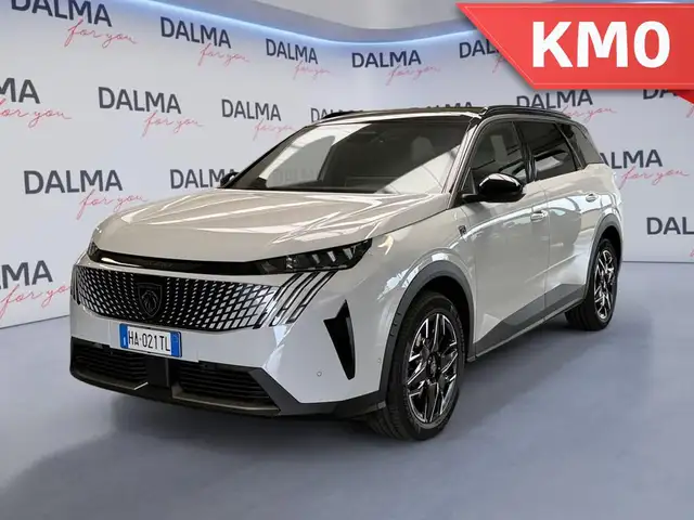 2025 Peugeot 5008 in White for sale