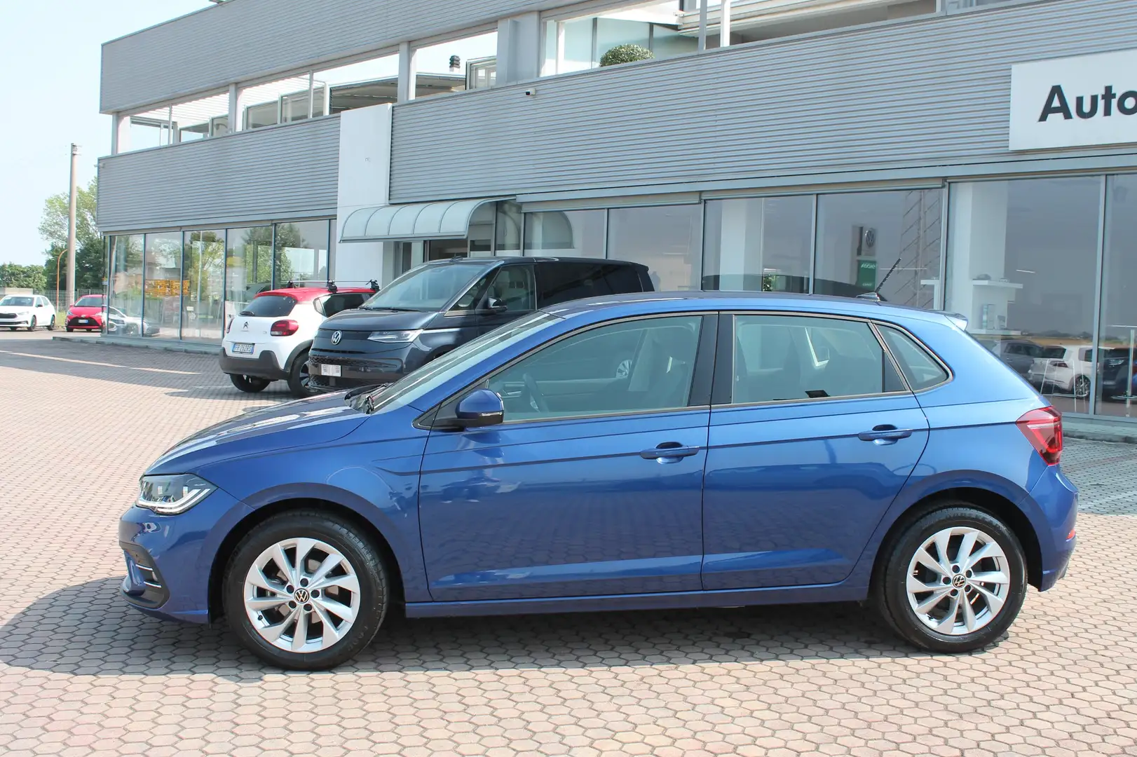 Volkswagen Polo Polo VI 2022 1.0 tsi Style 95cv dsg Blu/Azzurro - 2