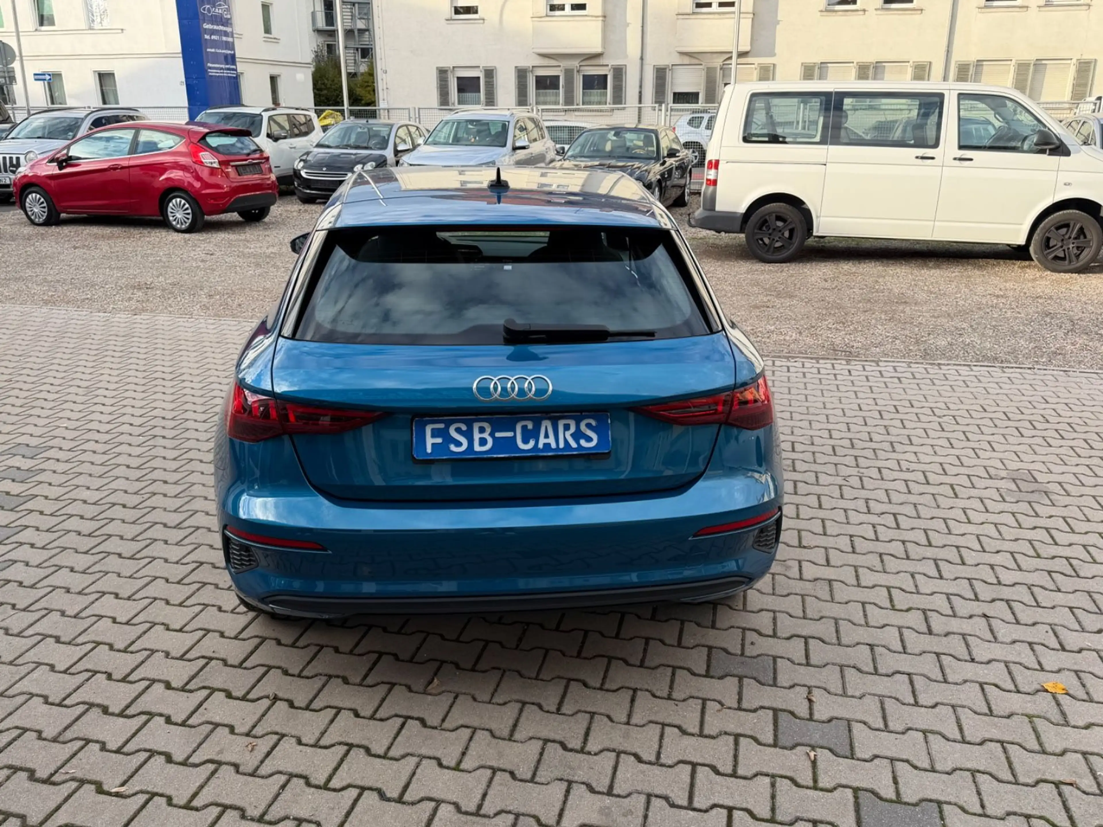 Audi A3 Sportback 35 TFSI basis — photo 6
