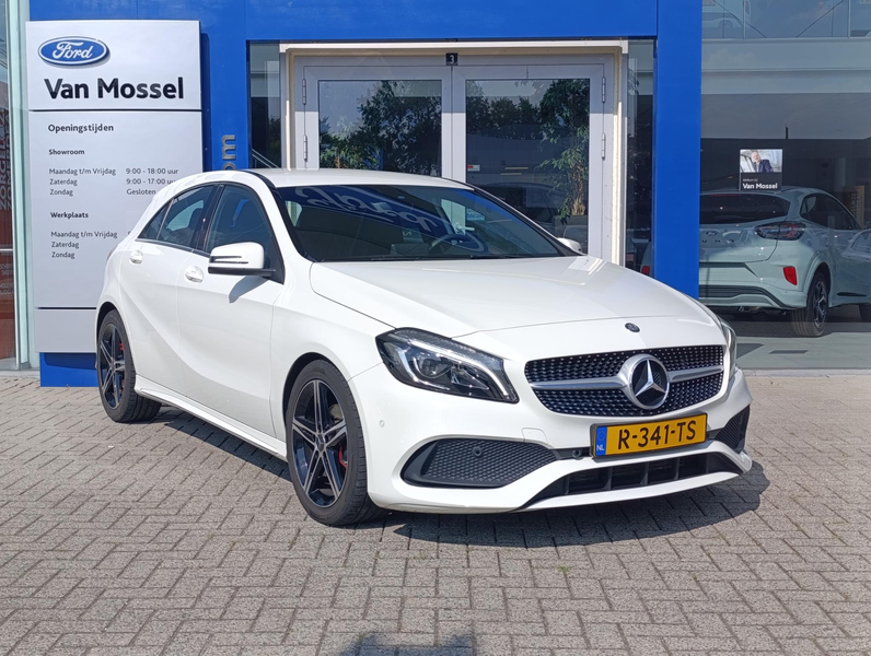 Mercedes-Benz A 180 AMG Night Edition Plus — photo 2