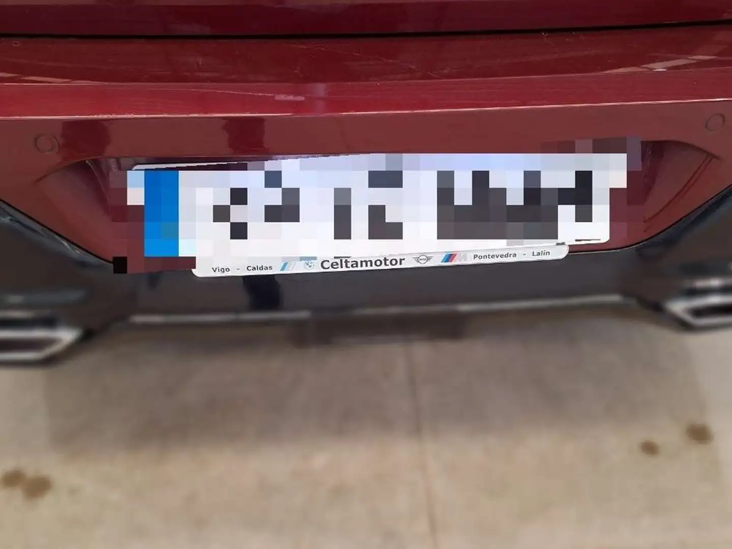 BMW 750 750e xDrive Rojo - 1