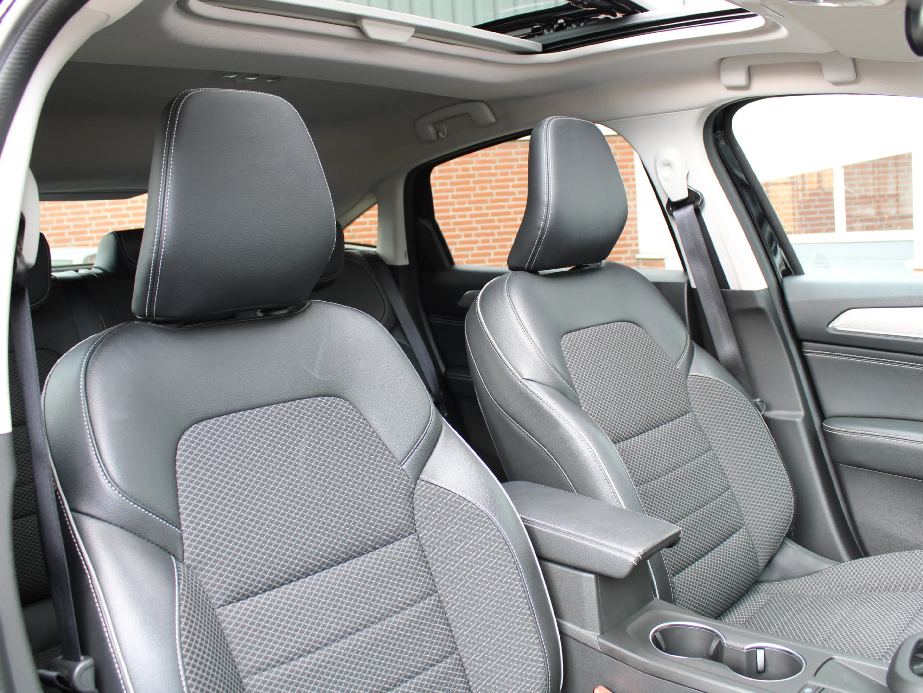 Renault Arkana 1.6 E-Tech Hybrid 145pk Intens 1e EIG/Panodak/Came — photo 42