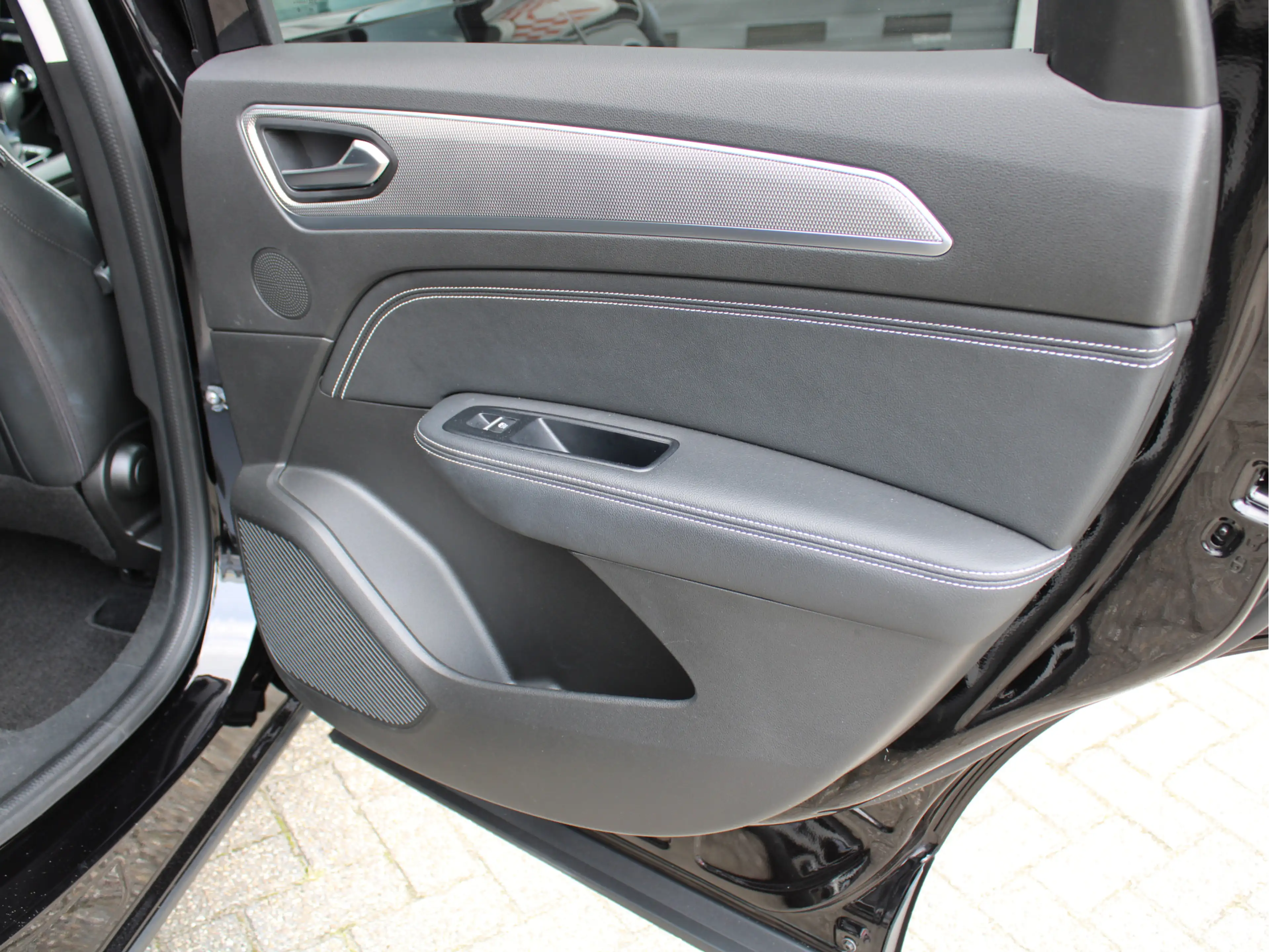 Renault Arkana 1.6 E-Tech Hybrid 145pk Intens 1e EIG/Panodak/Came — photo 37