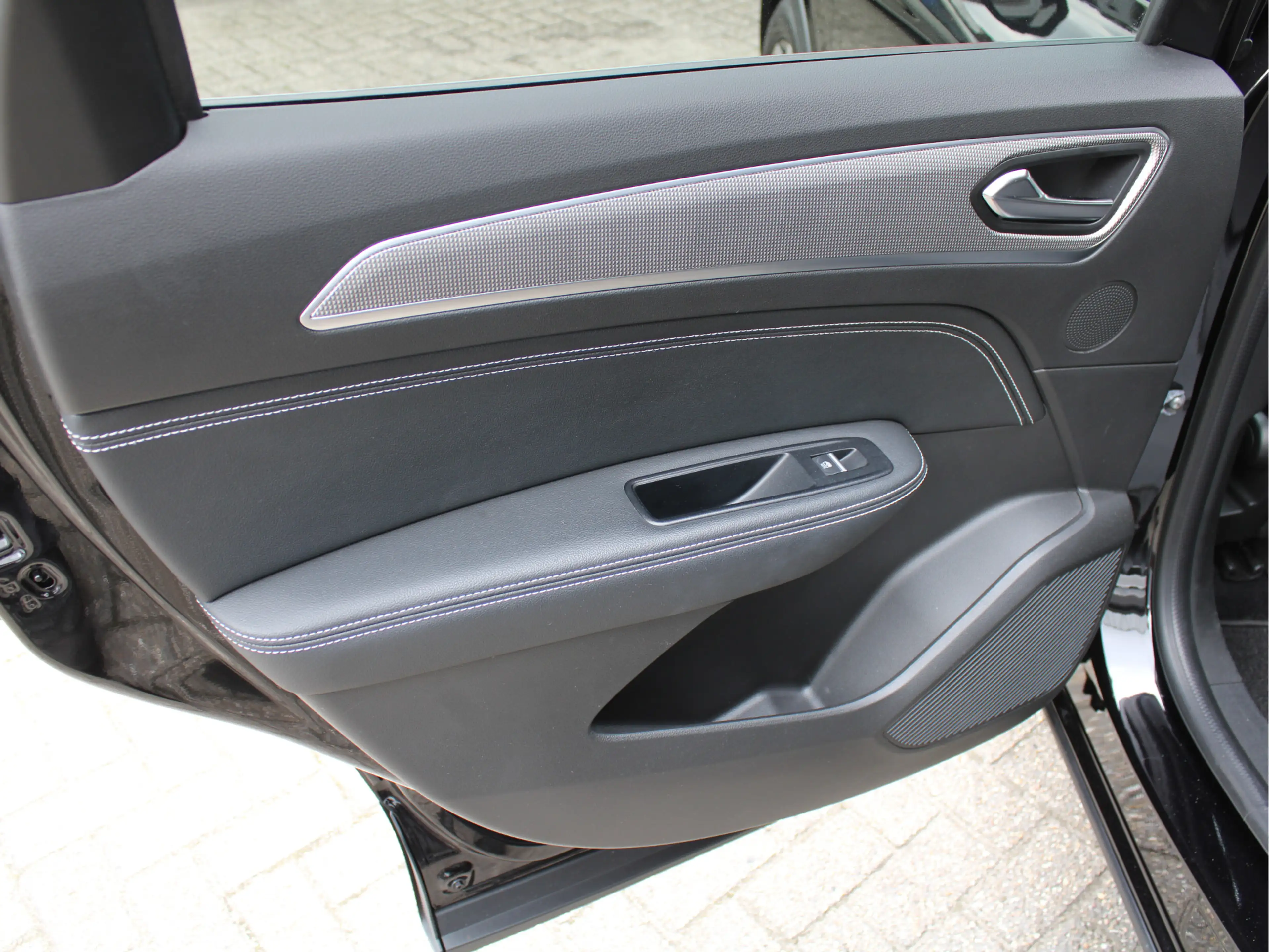Renault Arkana 1.6 E-Tech Hybrid 145pk Intens 1e EIG/Panodak/Came — photo 31