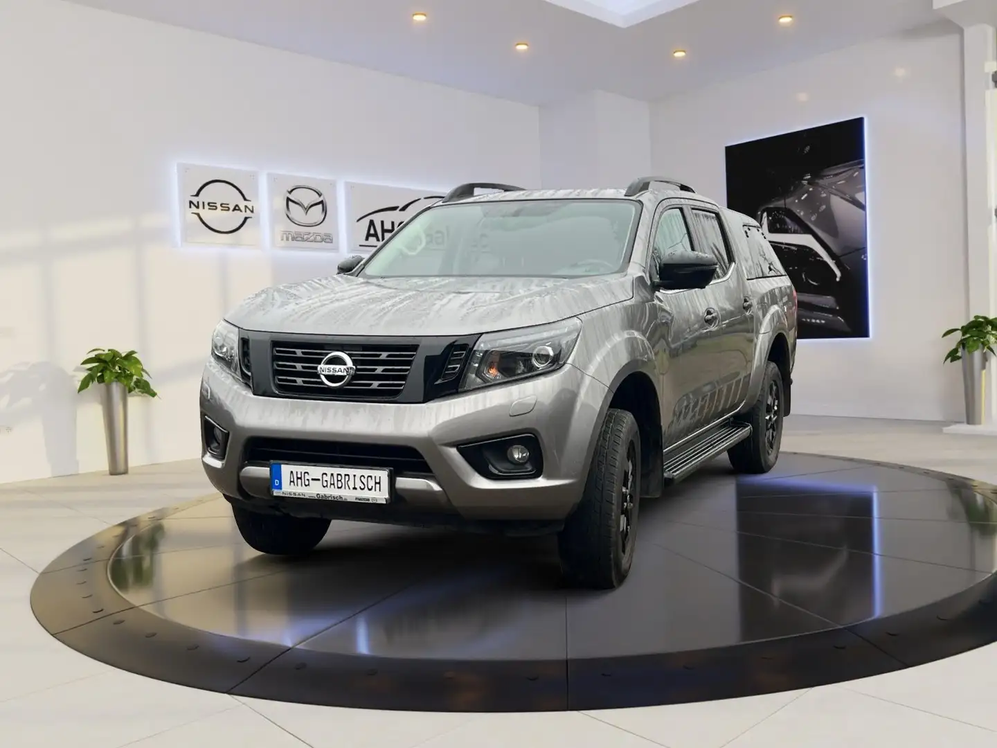 Nissan Navara 4x4 N-Guard, 360° Kamera, Bluetooth, Navi Grau - 1
