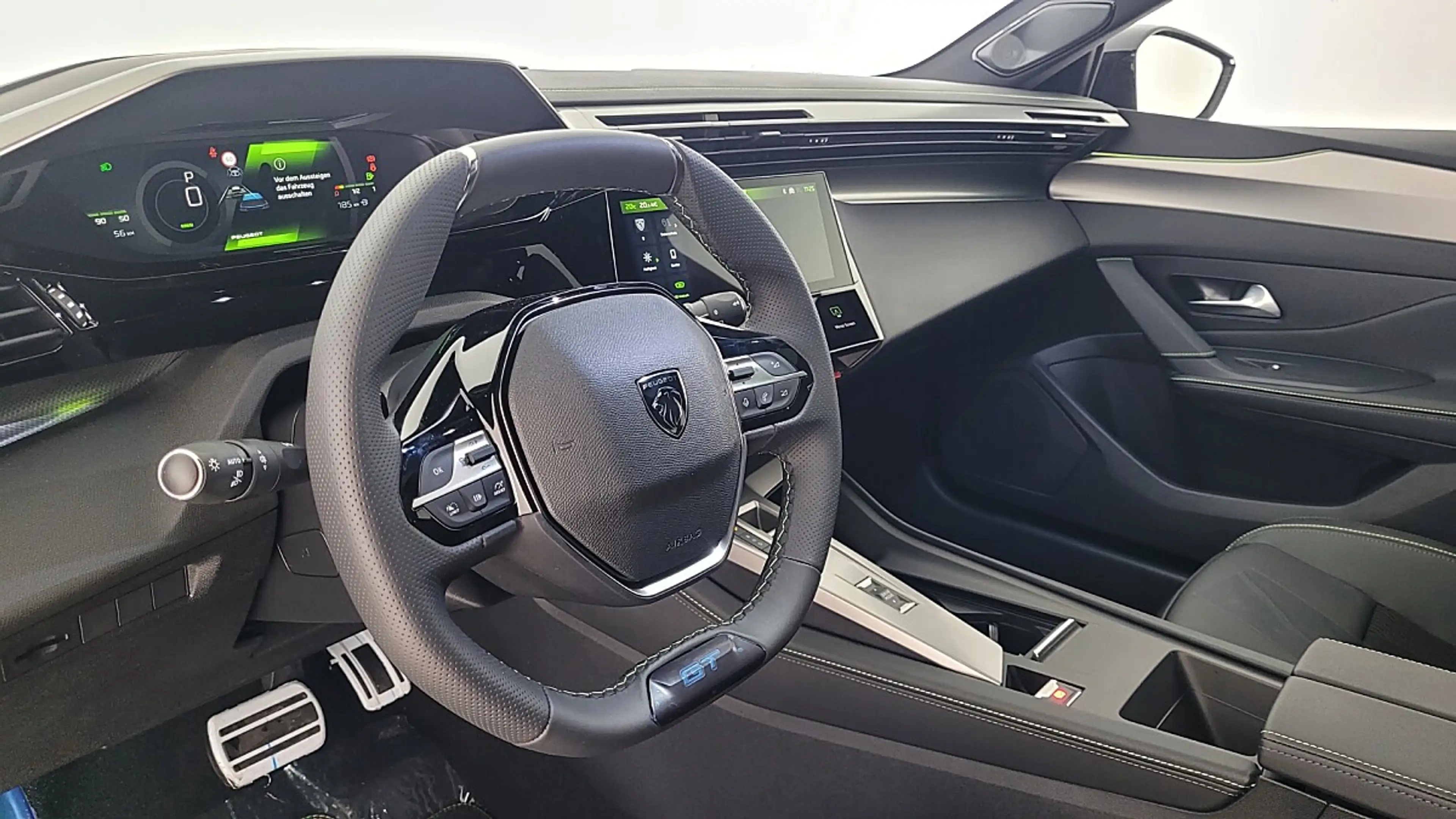 Peugeot 308 SW BlueHDi 130 EAT8 GT Exclusive +Panoramadach+... — photo 4