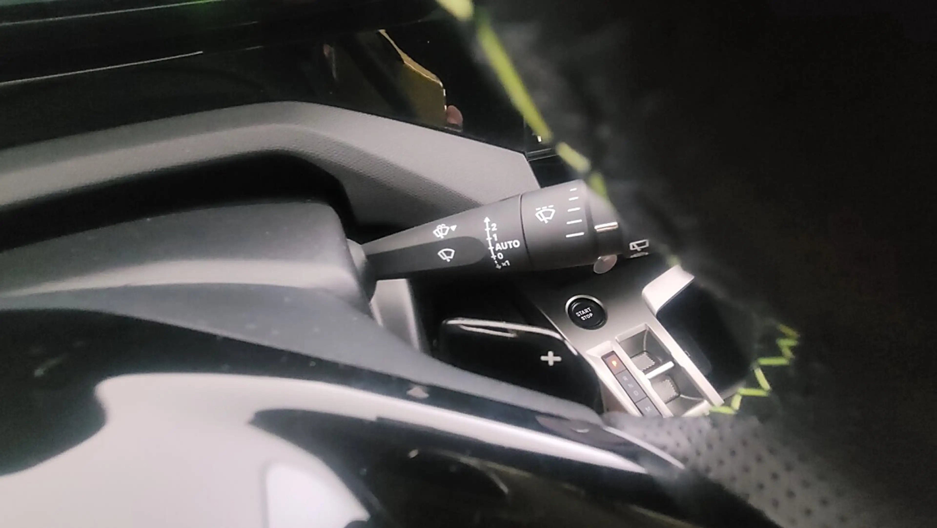 Peugeot 308 SW BlueHDi 130 EAT8 GT Exclusive +Panoramadach+... — photo 6