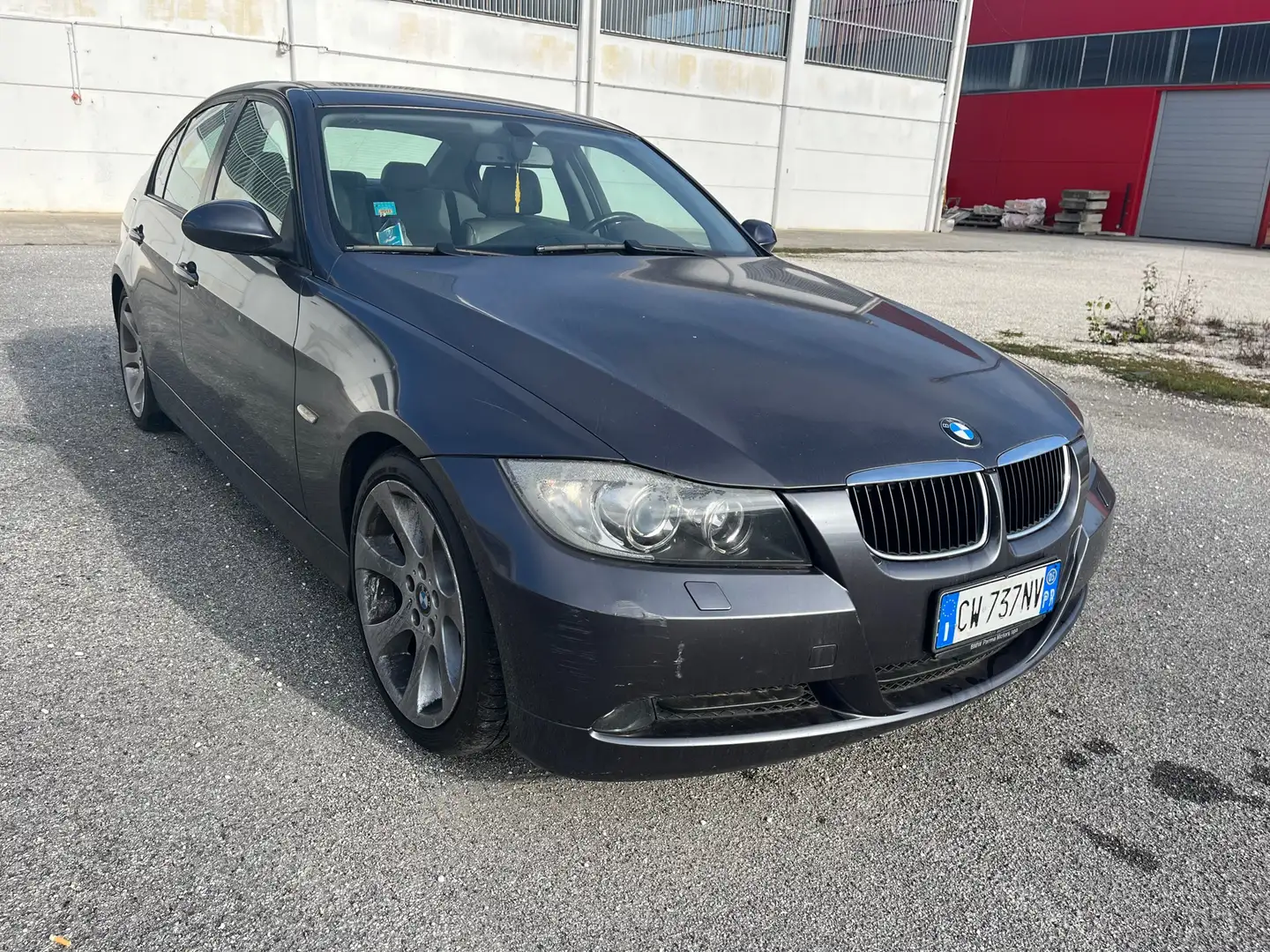 BMW 320 320i Attiva berlina Grigio - 1