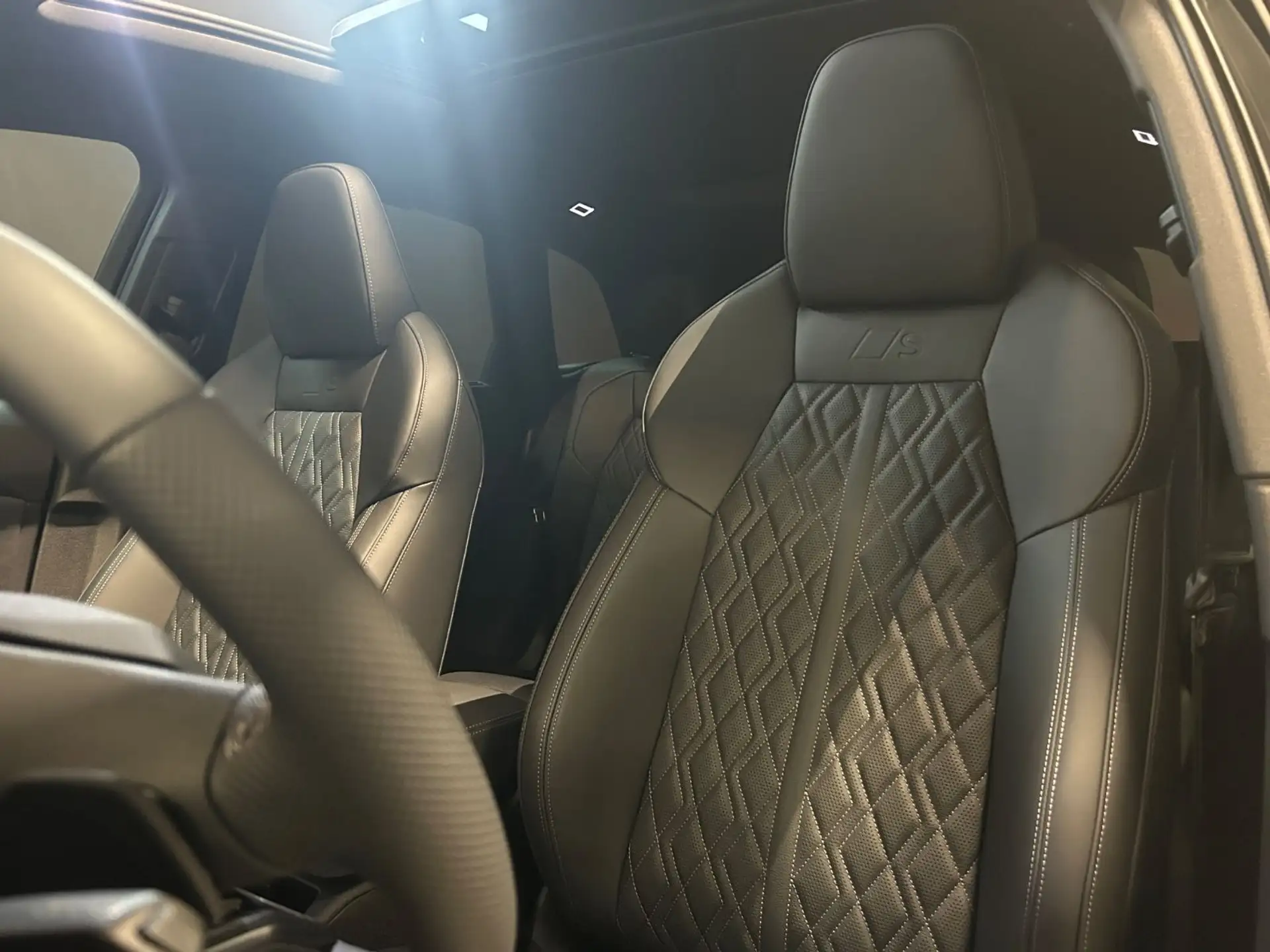 아우디 Audi Q5 TDI 2026 검정 사진 5
