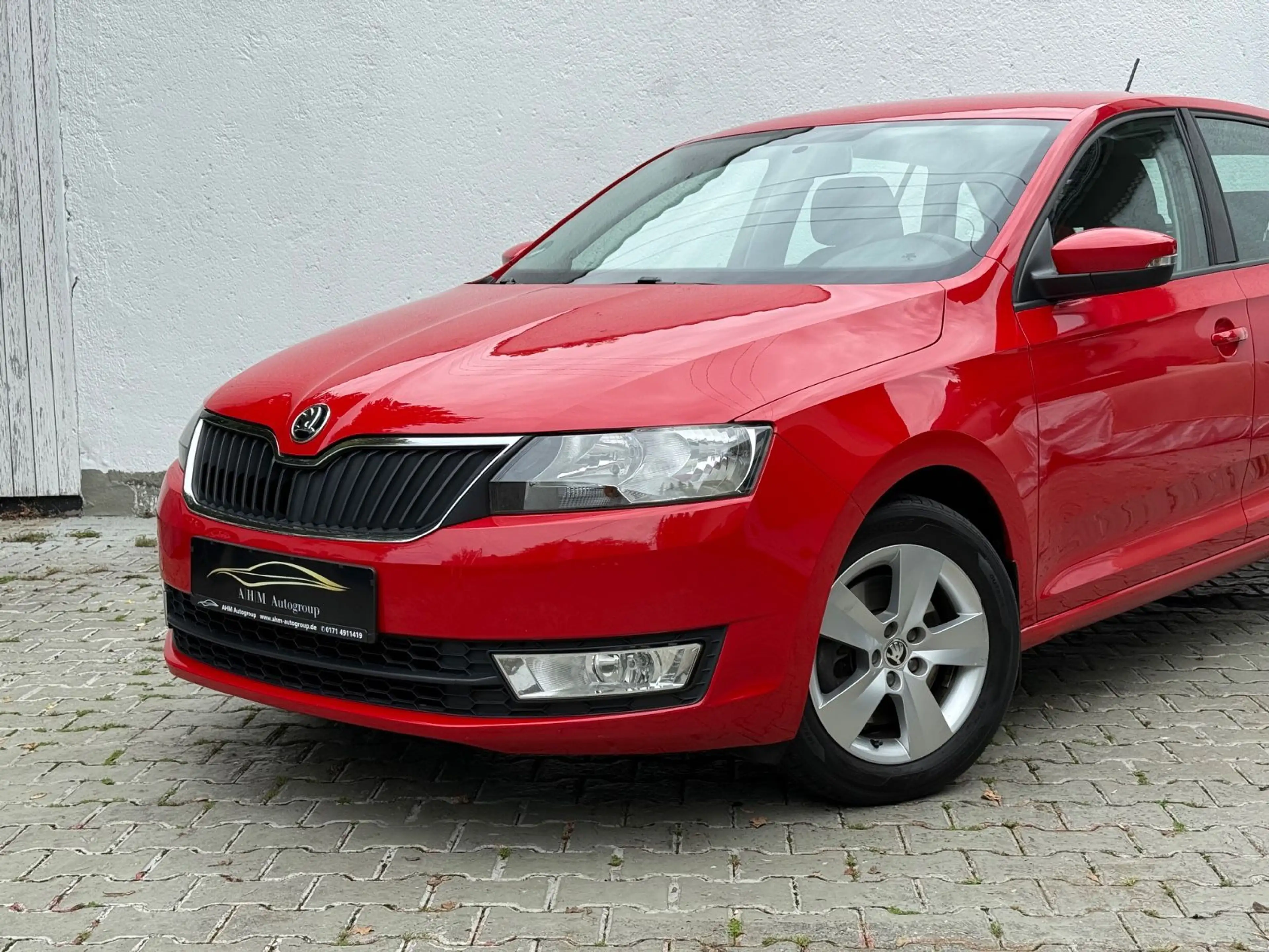Skoda Rapid/Spaceback Spaceback 1.2 TSI Ambition PDC/SHZ/TÜV NEU — photo 2