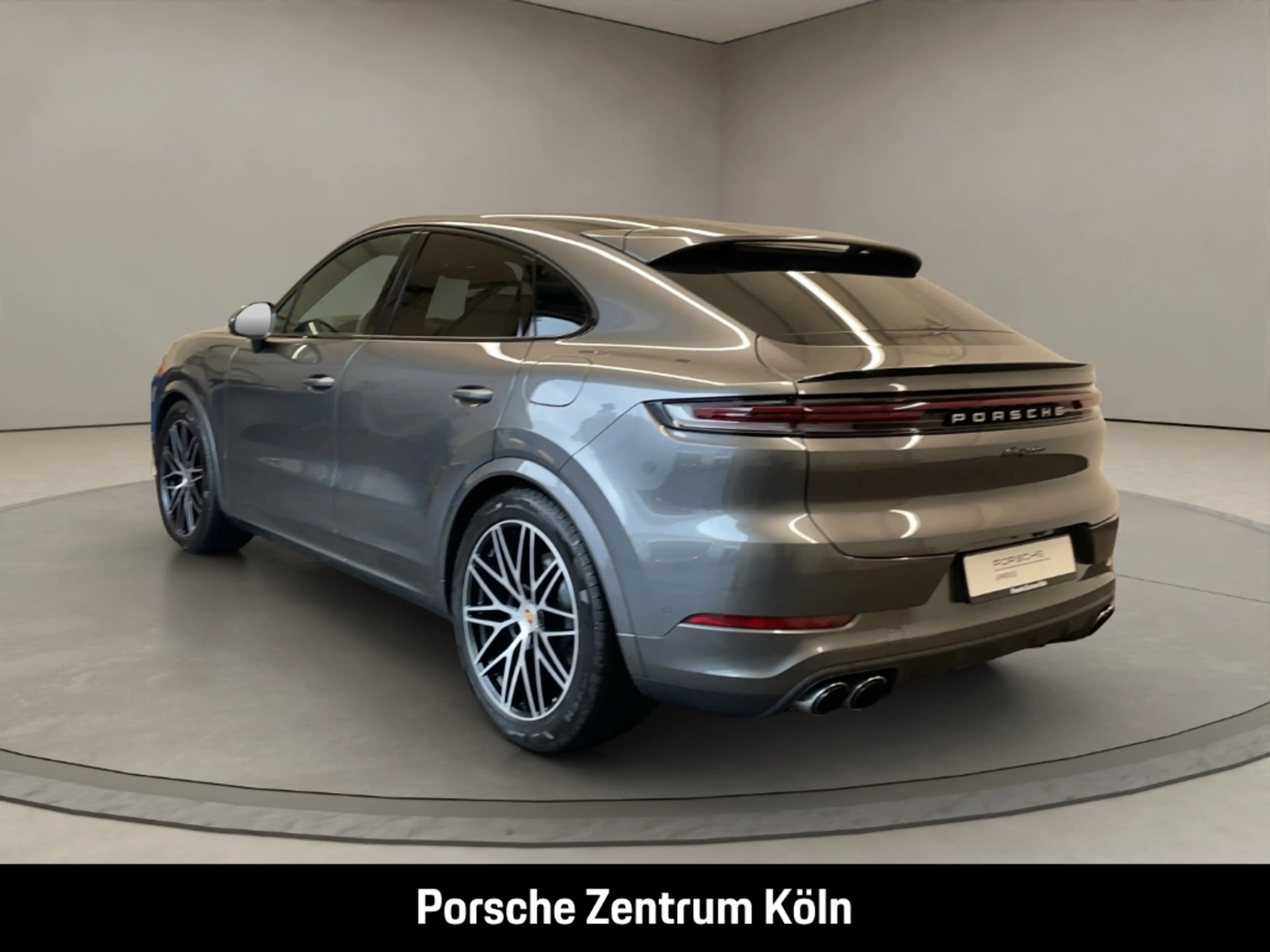 Porsche Cayenne E-Hybrid Coupe InnoDrive HA-Lenkung BOSE — photo 3