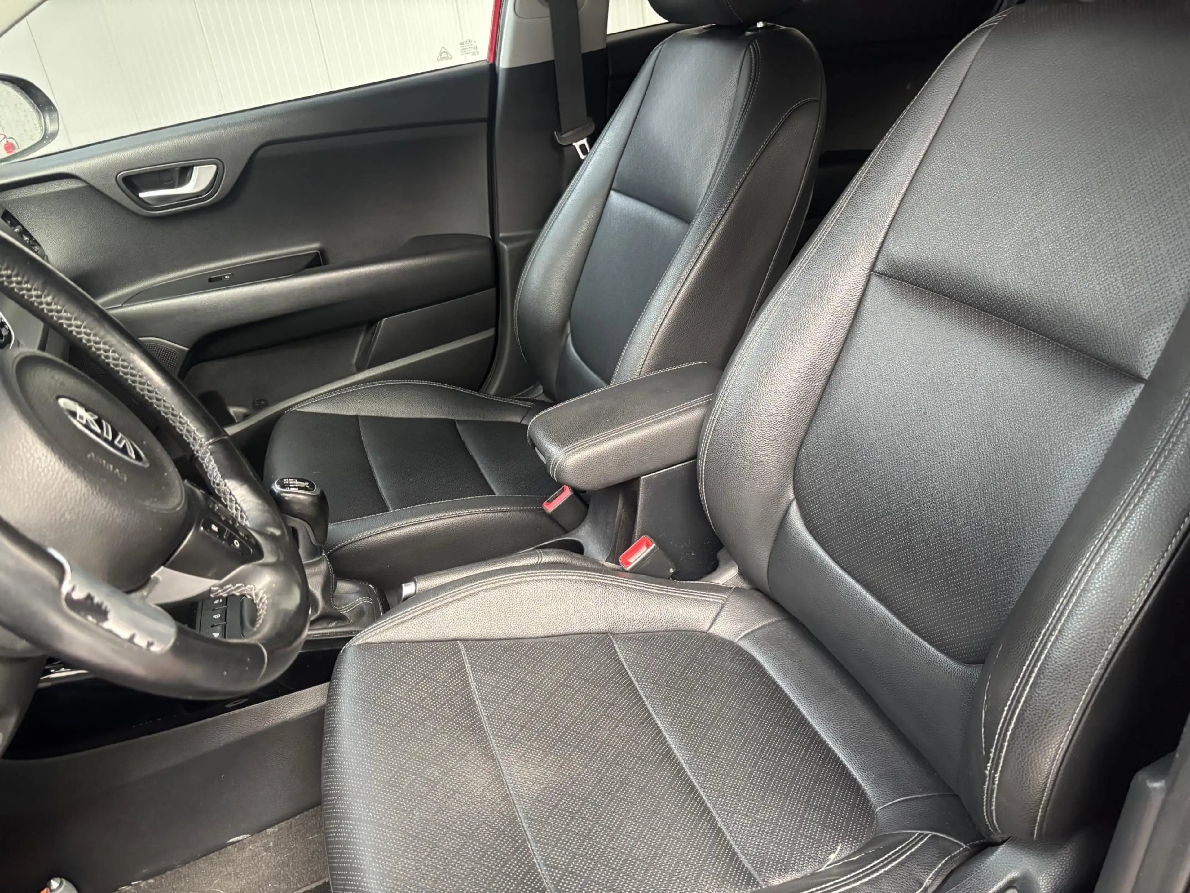 Kia Rio 1.0 TGDI ExecutiveLine — photo 5