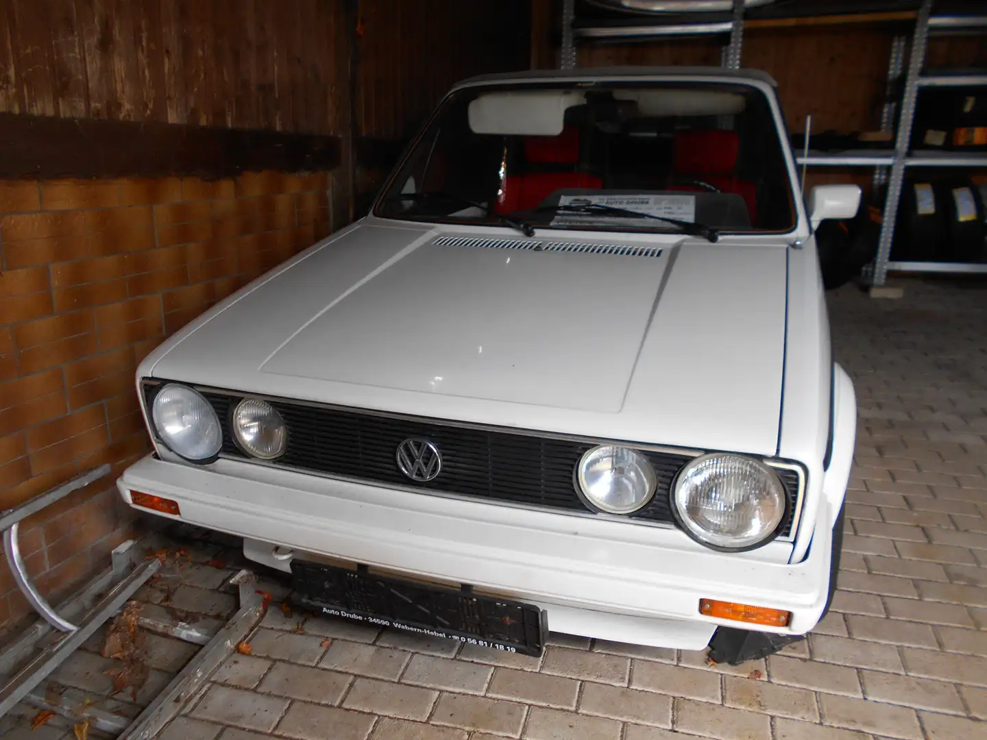 Volkswagen Golf Cabriolet Liebhaberfahrzeug    Oldtimer White - 2
