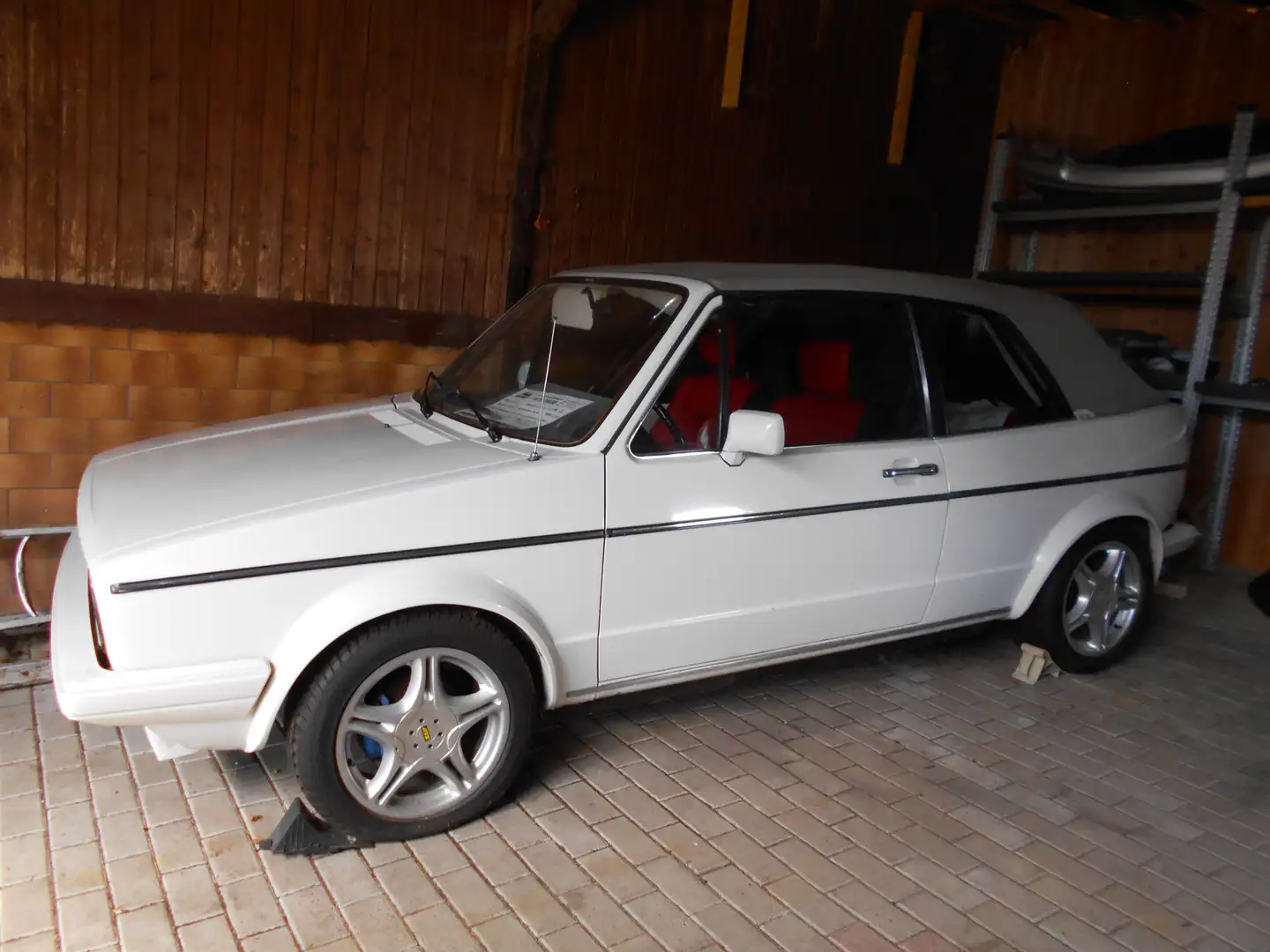 Volkswagen Golf Cabriolet Liebhaberfahrzeug    Oldtimer White - 1
