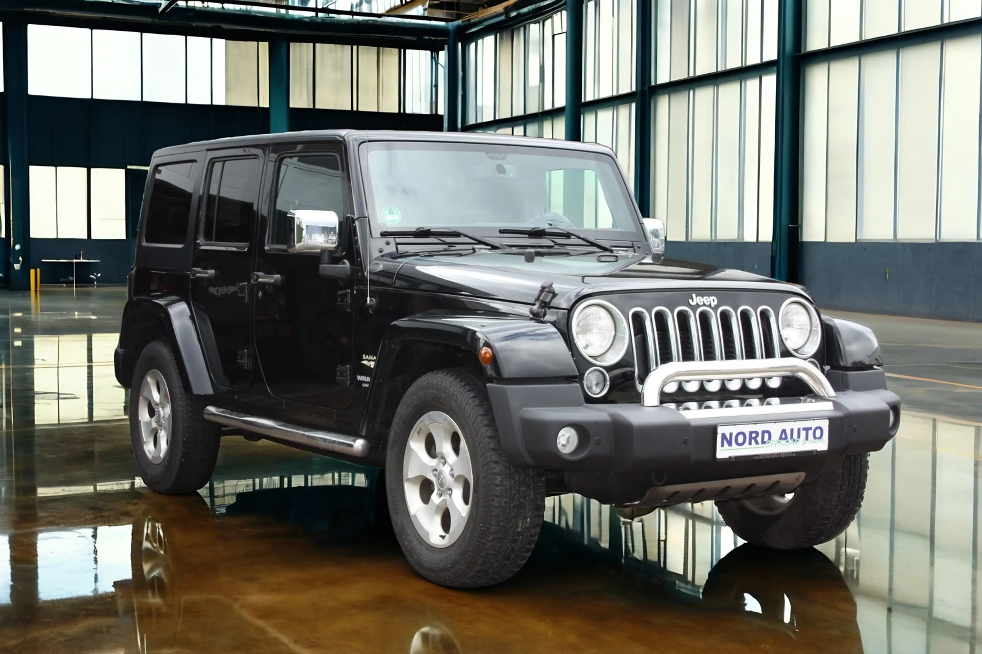 Jeep Wrangler 2.8 SAHARA Navi/Leder/Pdc/Ahk/1.Hand. — photo 4