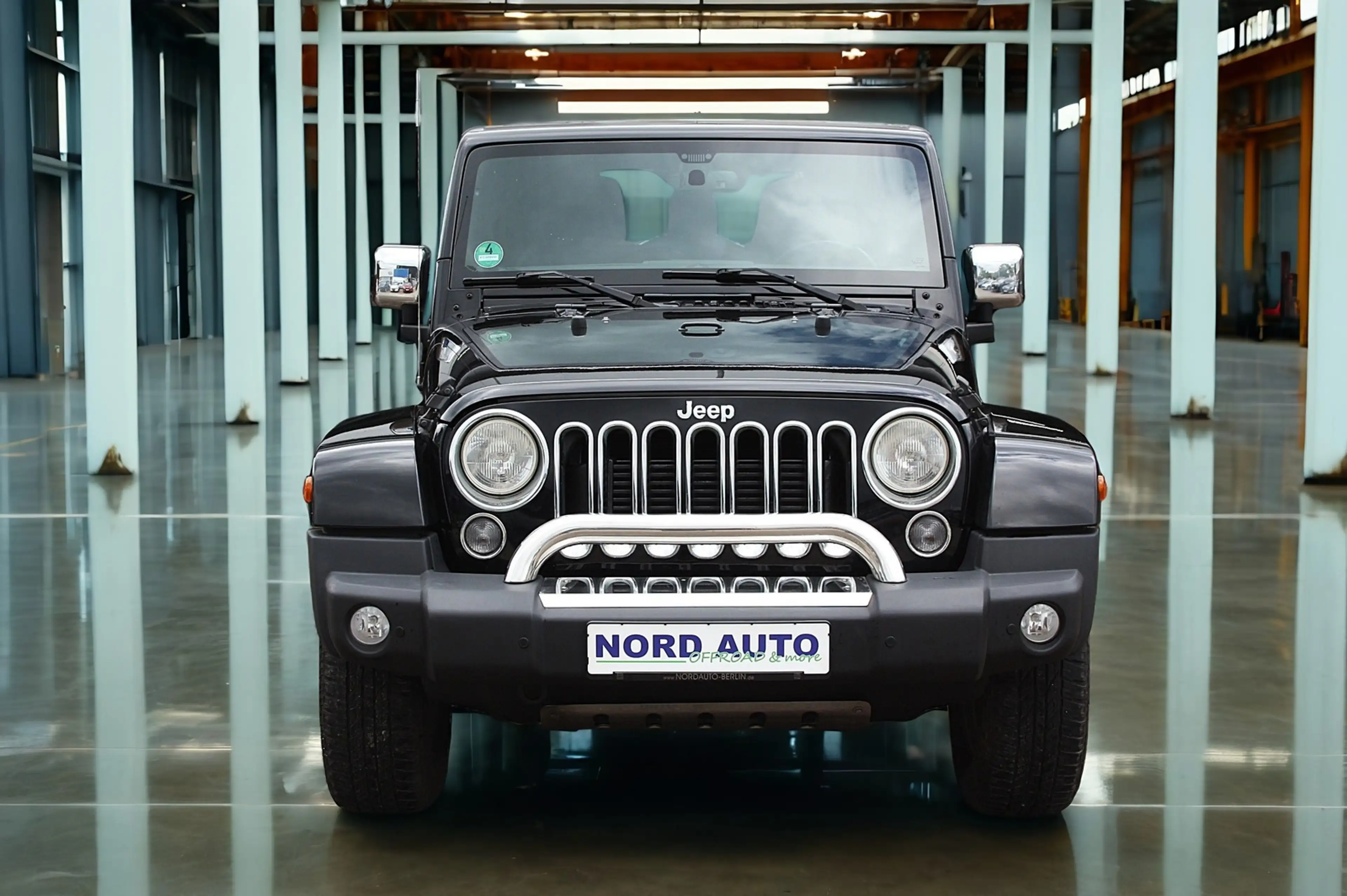 Jeep Wrangler 2.8 SAHARA Navi/Leder/Pdc/Ahk/1.Hand. — photo 3