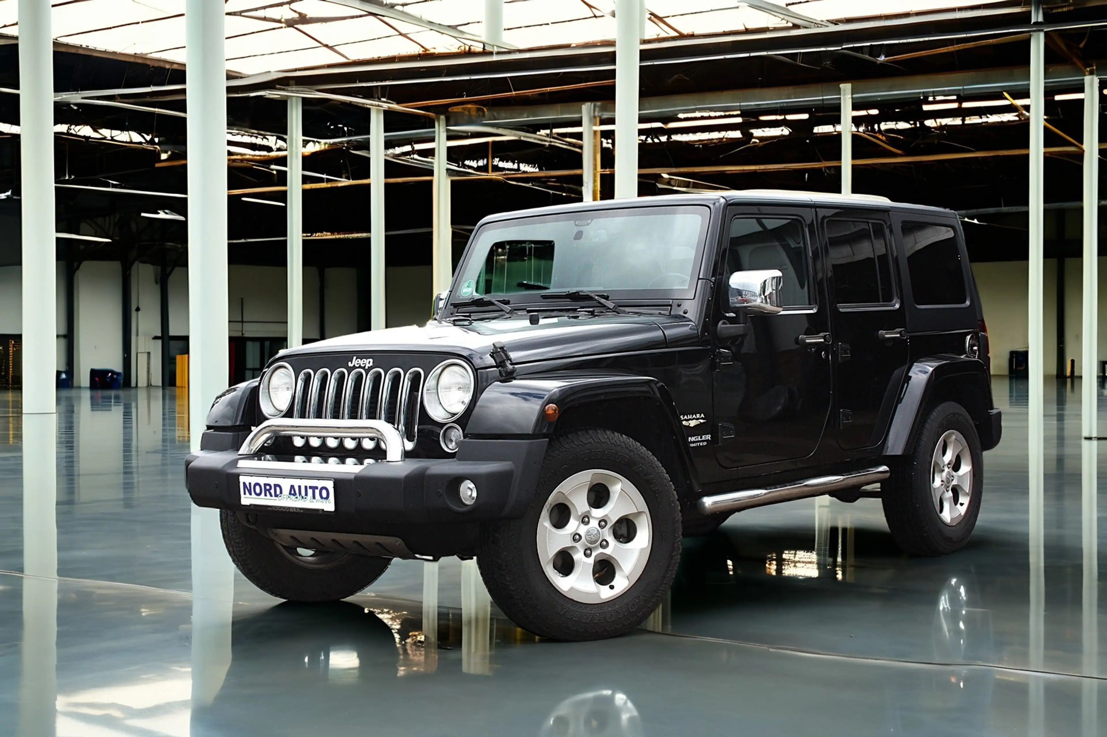Jeep Wrangler 2.8 SAHARA Navi/Leder/Pdc/Ahk/1.Hand. — photo 11