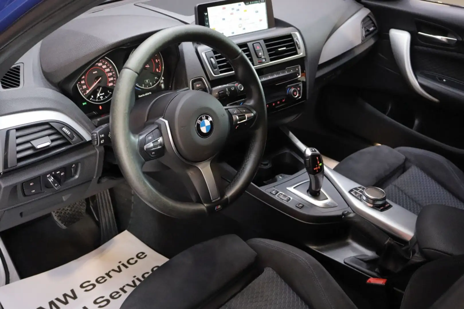 BMW 118 118dA Blau - 2