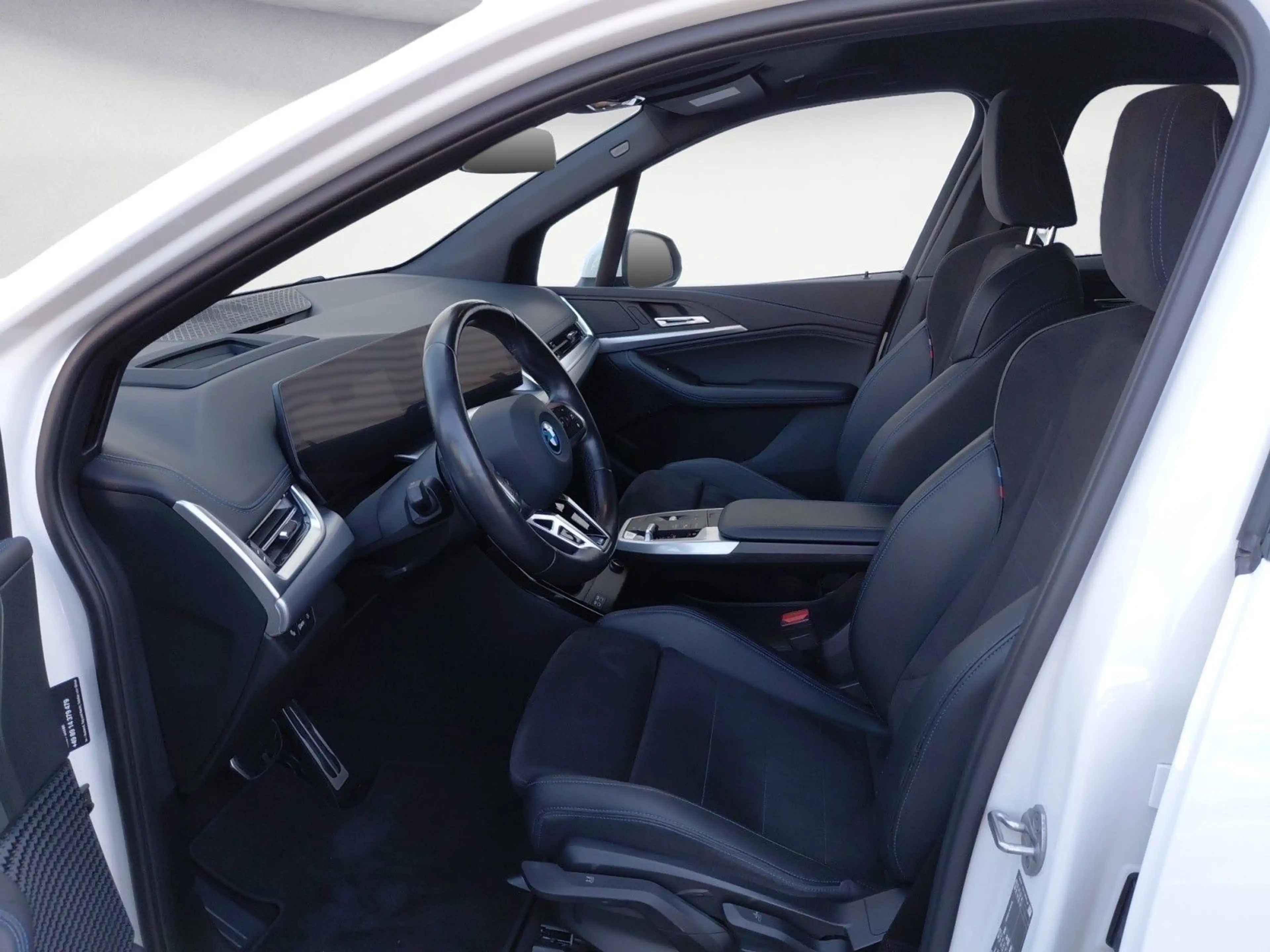 BMW 225 225e Active Tourer Steptronic DCT xDrive Head-Up — photo 10