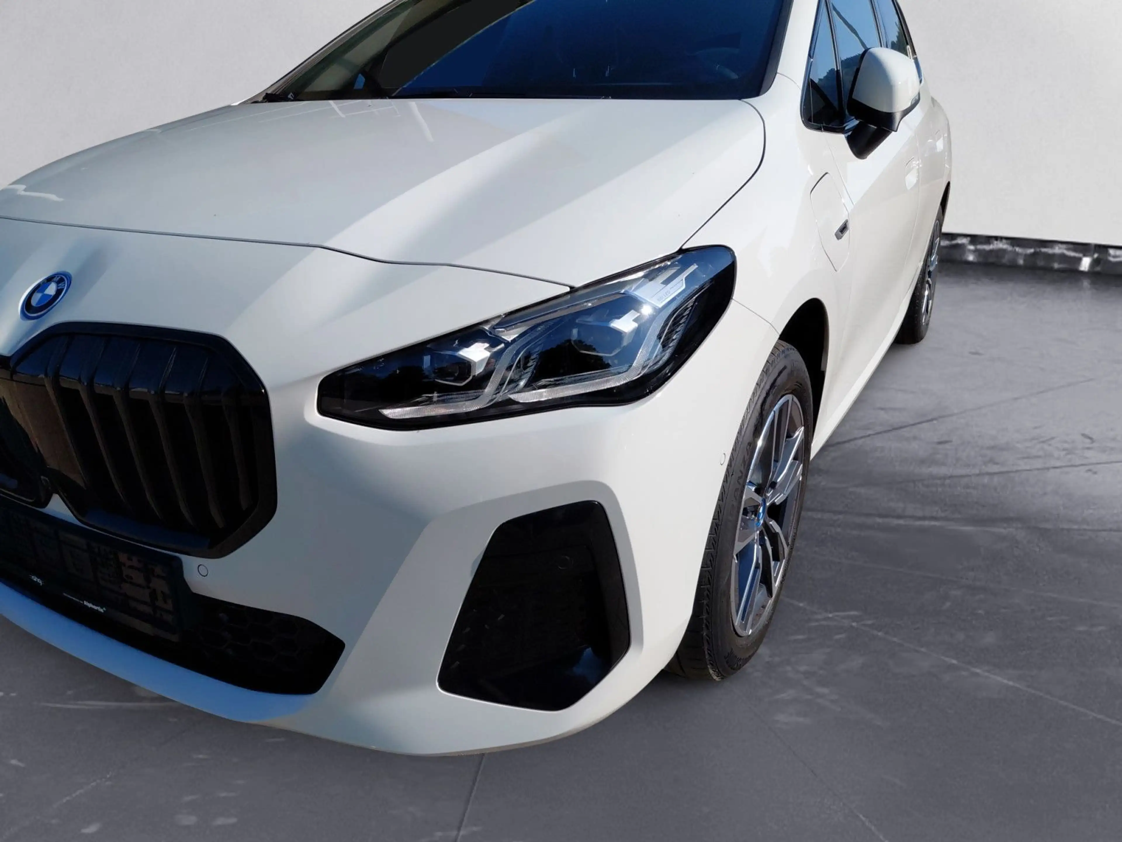 BMW 225 225e Active Tourer Steptronic DCT xDrive Head-Up — photo 9