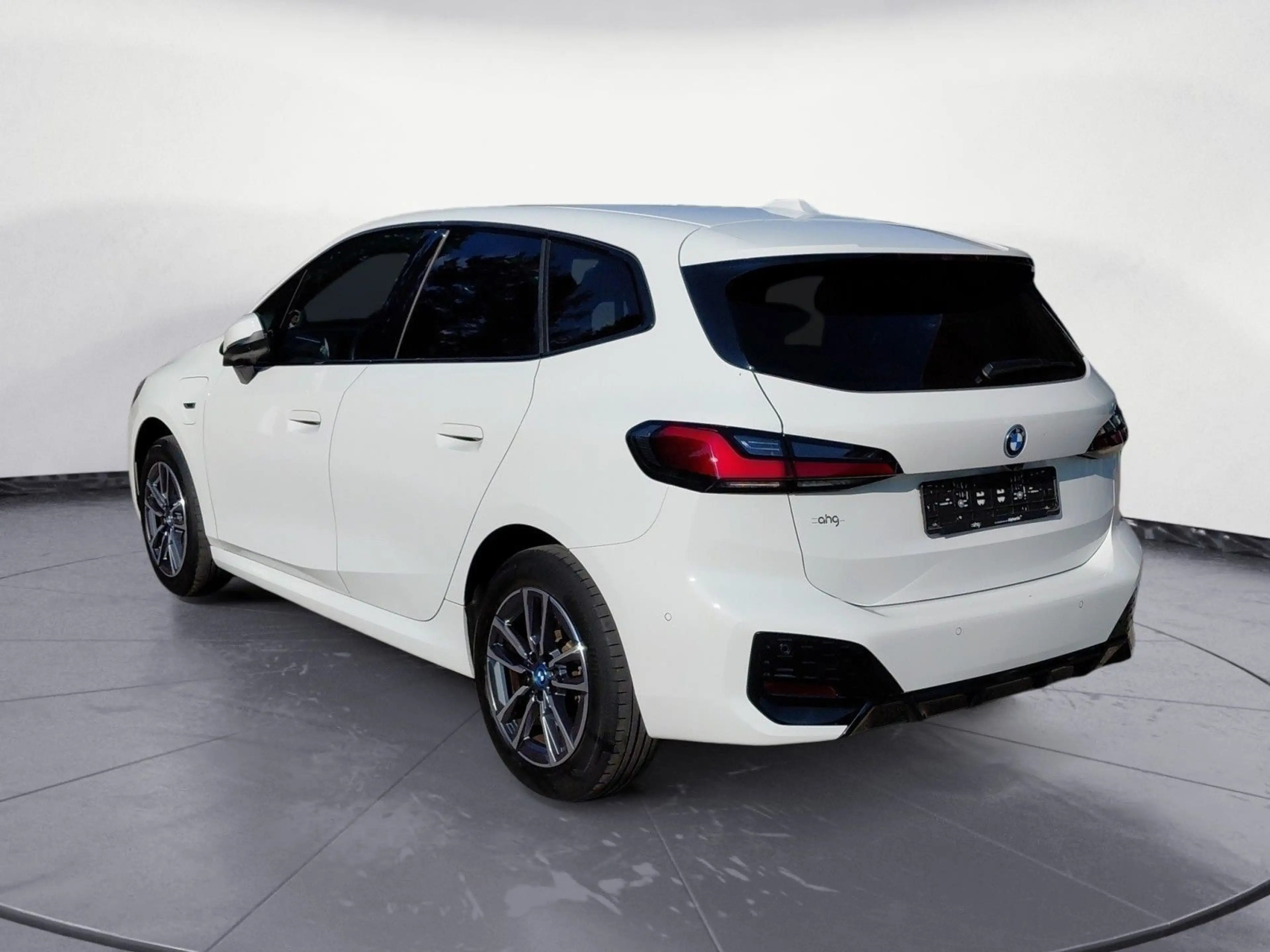 BMW 225 225e Active Tourer Steptronic DCT xDrive Head-Up — photo 4