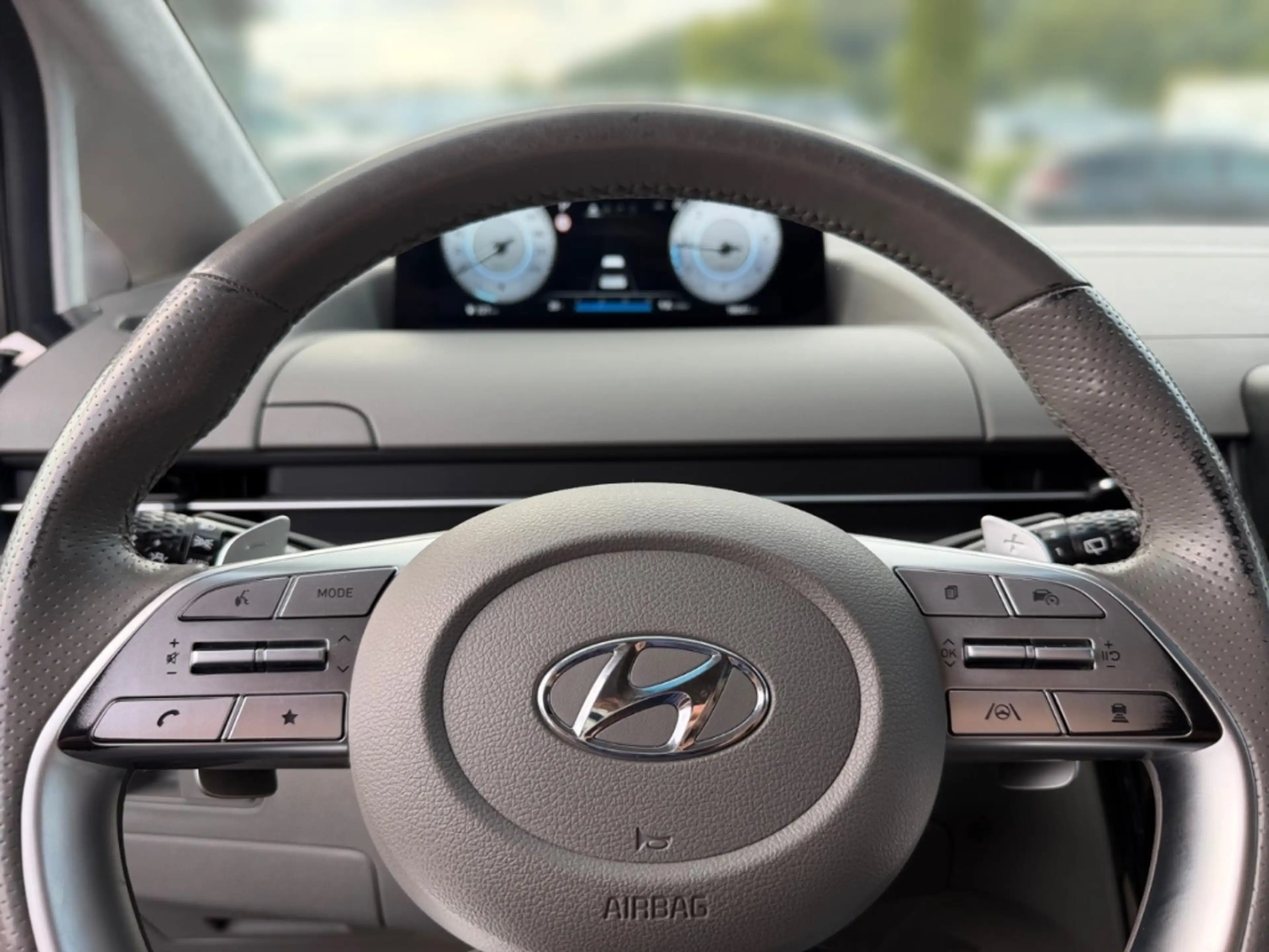 Hyundai STARIA Signature 2WD 7-Sitzer+Standheizung — photo 8