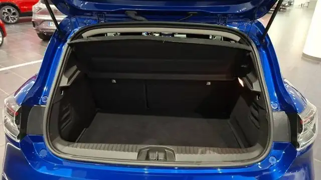 Renault Clio view 11