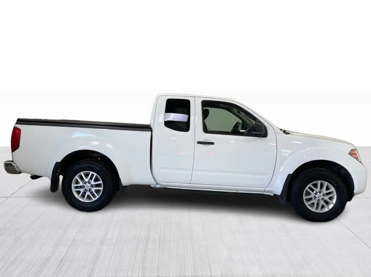 Nissan Frontier photo Nissan Frontier