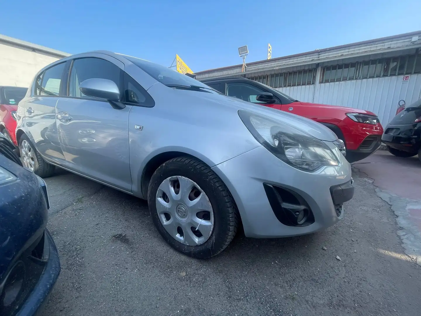 Opel Corsa Corsa 5p 1.2 Edition (elective) 85cv Argento - 1